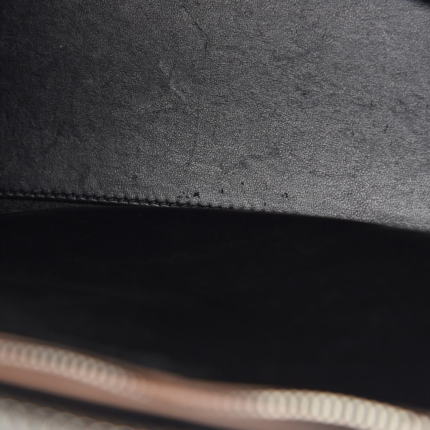 Calfskin Contrast Topstitch Medium Antigona Black White Brown