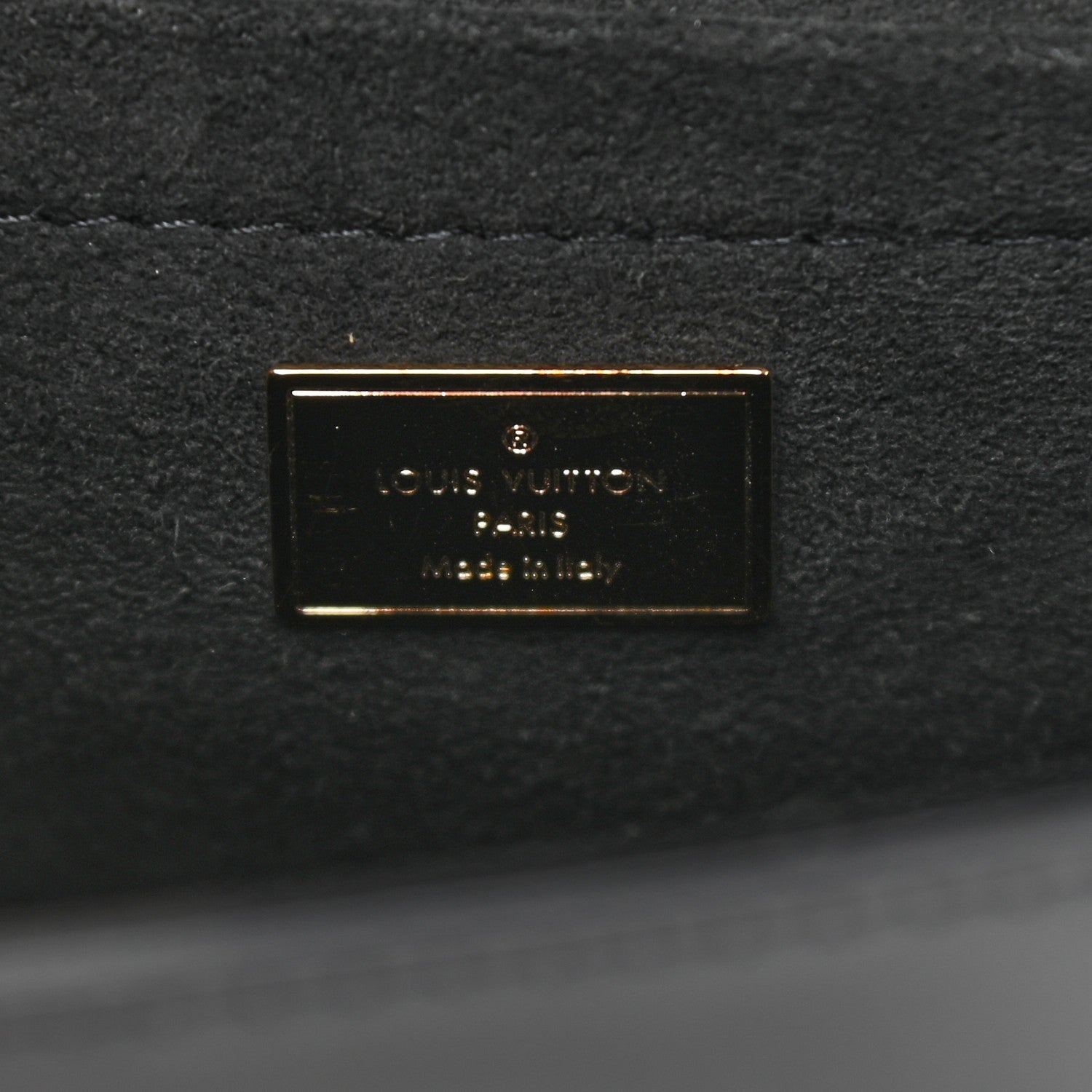 Louis Vuitton Vernis Epi Monogram Spring Street Black 6 of 10