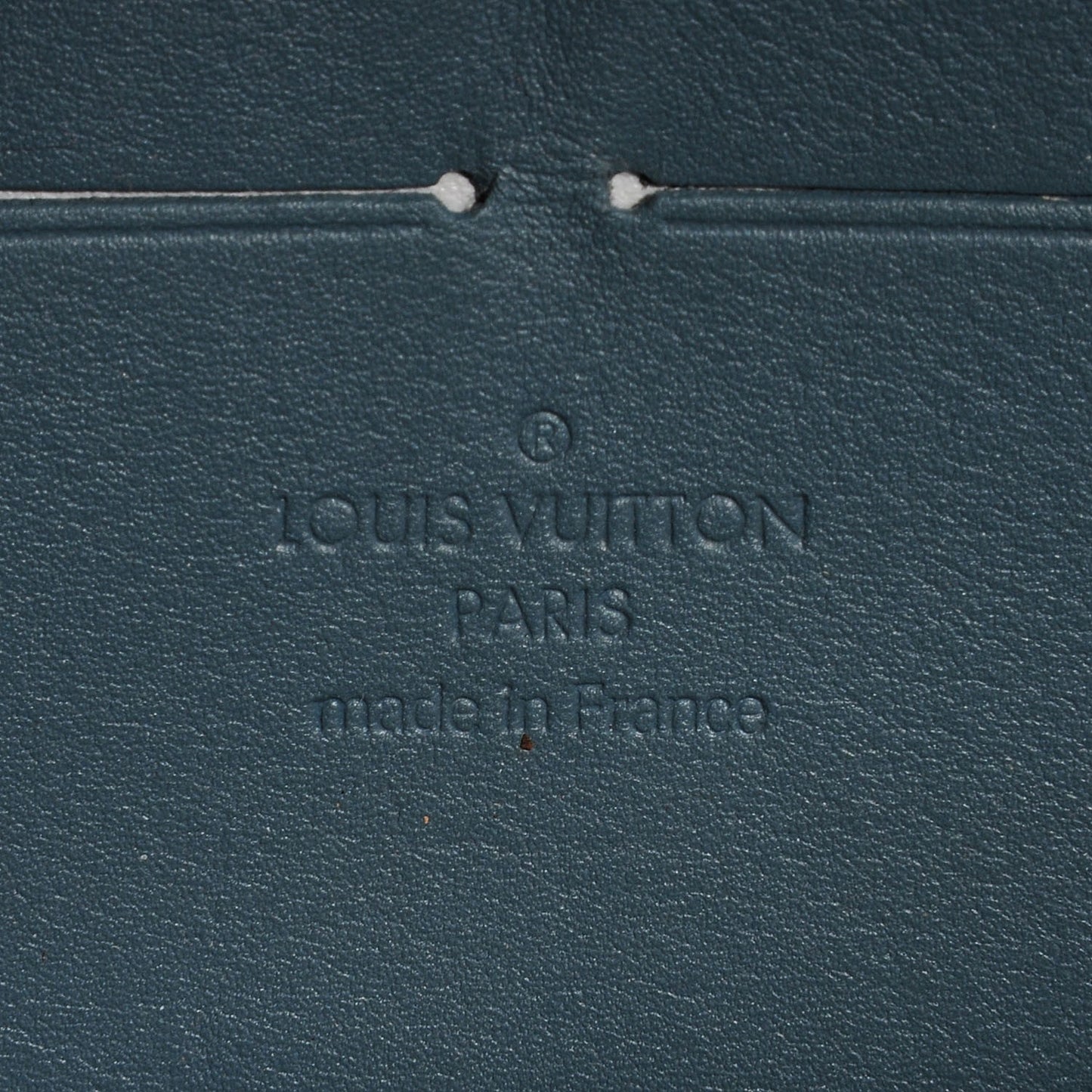 Vernis Zippy Wallet Givre