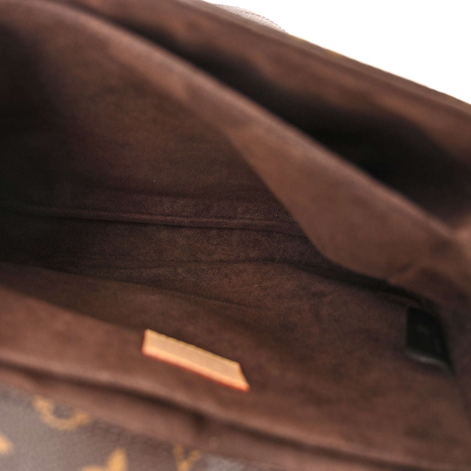 Louis Vuitton Monogram Pochette Metis 5 of 14