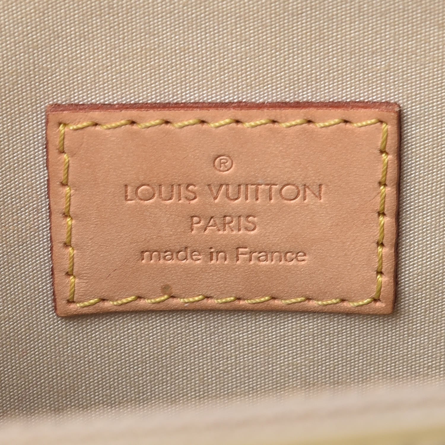 Louis Vuitton Vernis Alma PM Blanc Corail 8 of 15