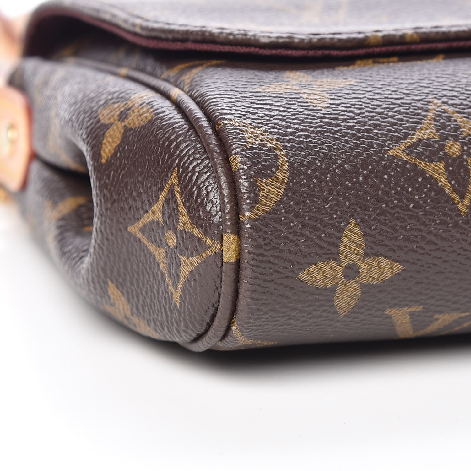 Louis Vuitton Monogram Favorite MM 8 of 9