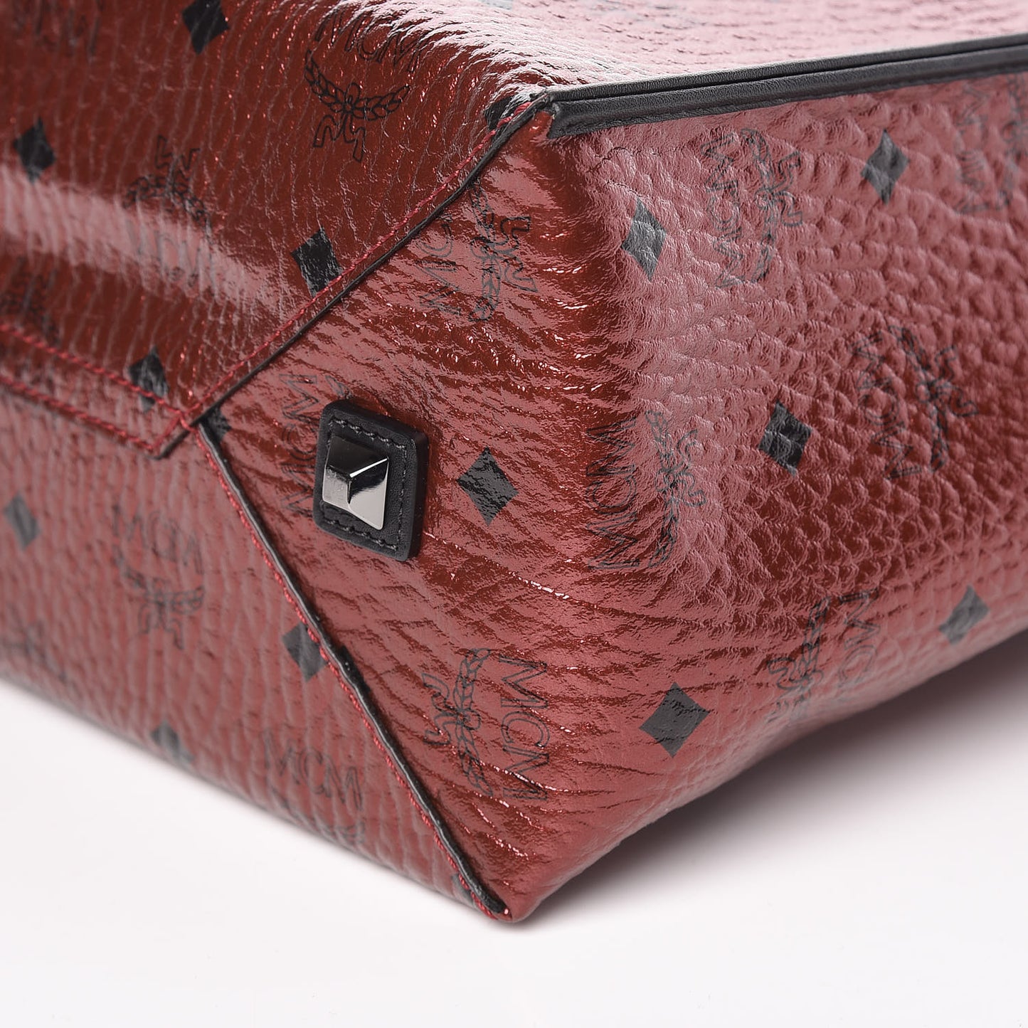 Metallic Visetos Medium Kira North South Shopper Tote Scooter Red