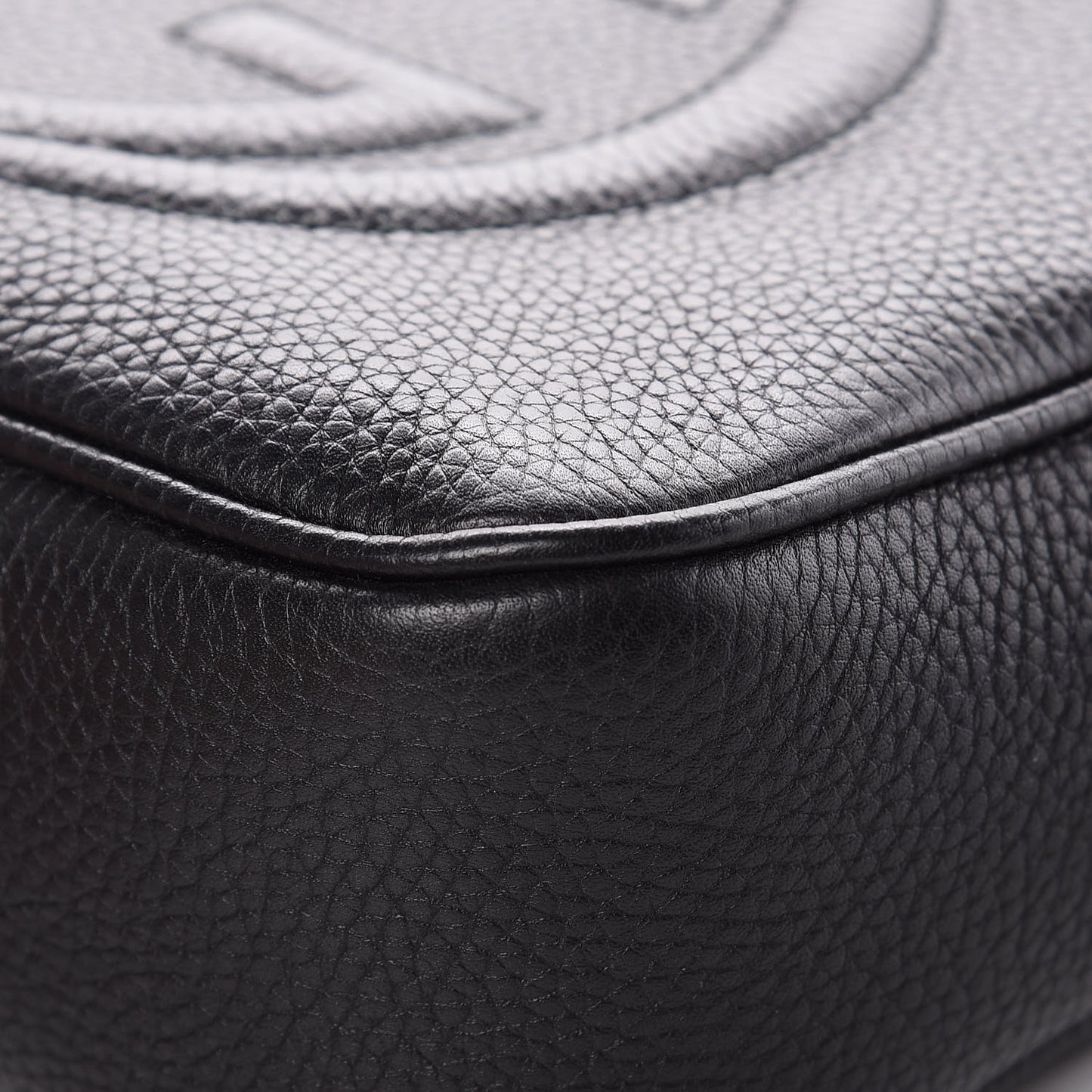 Pebbled Calfskin Small Soho Disco Bag Black