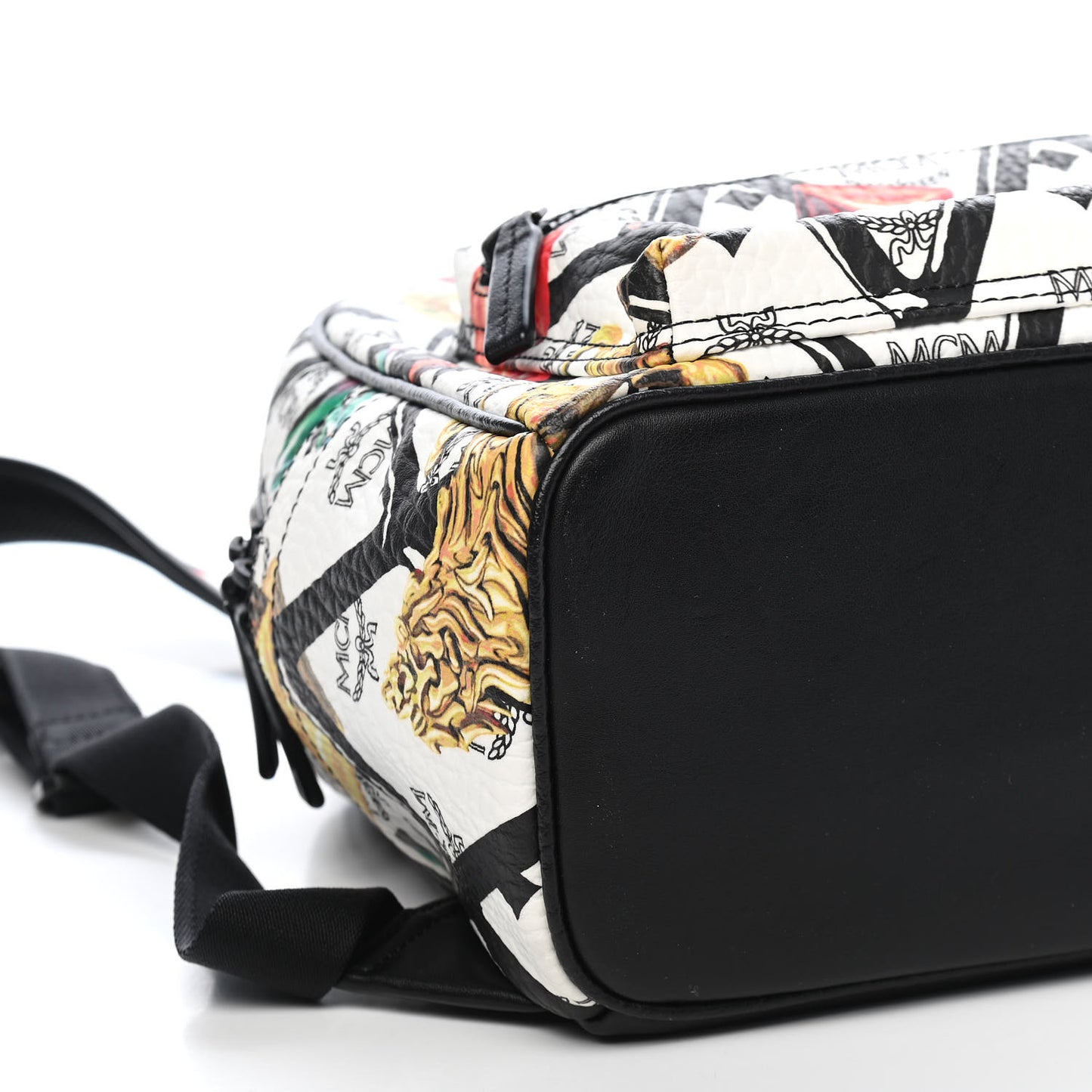 Visetos Calfskin Motif Rombi Lion Printed Small Backpack White