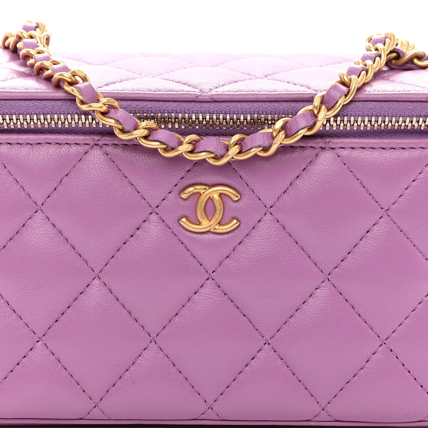 Lambskin Quilted Pearl Crush Small Vanity Case With Chain Purple