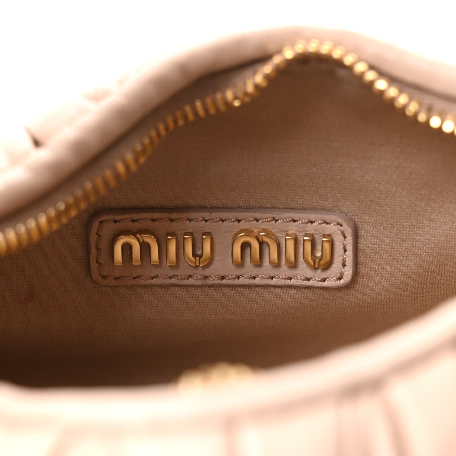 Miu Miu Nappa Matelasse Mini Wander Hobo Cipria 5 of 9