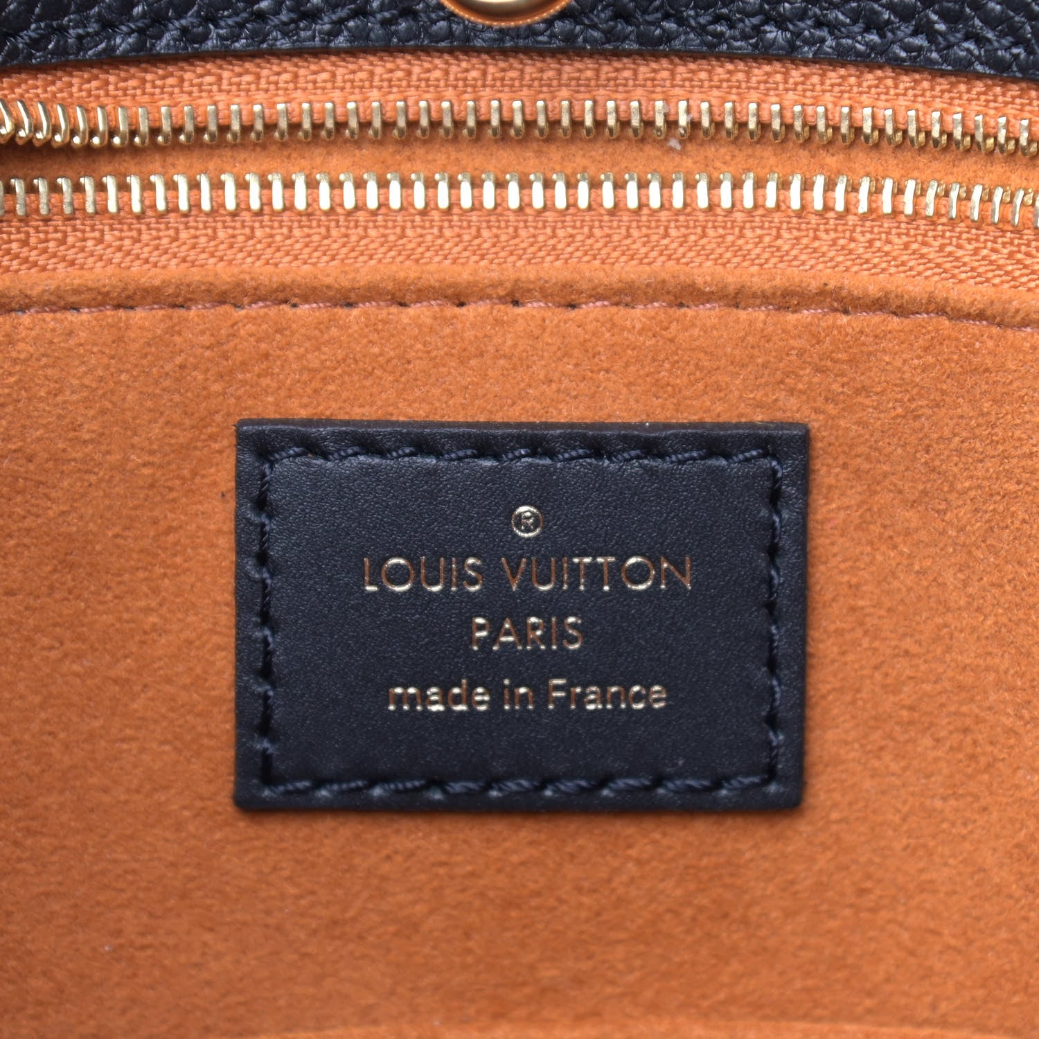 Louis Vuitton Empreinte Monogram Giant Onthego MM Black 6 of 9