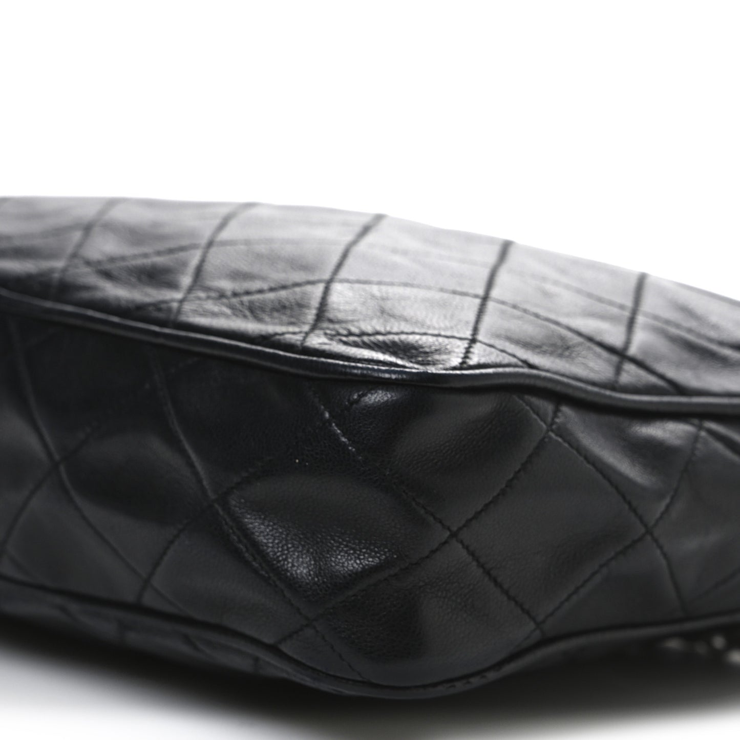 Lambskin Quilted CC Tassel Camera Case Black