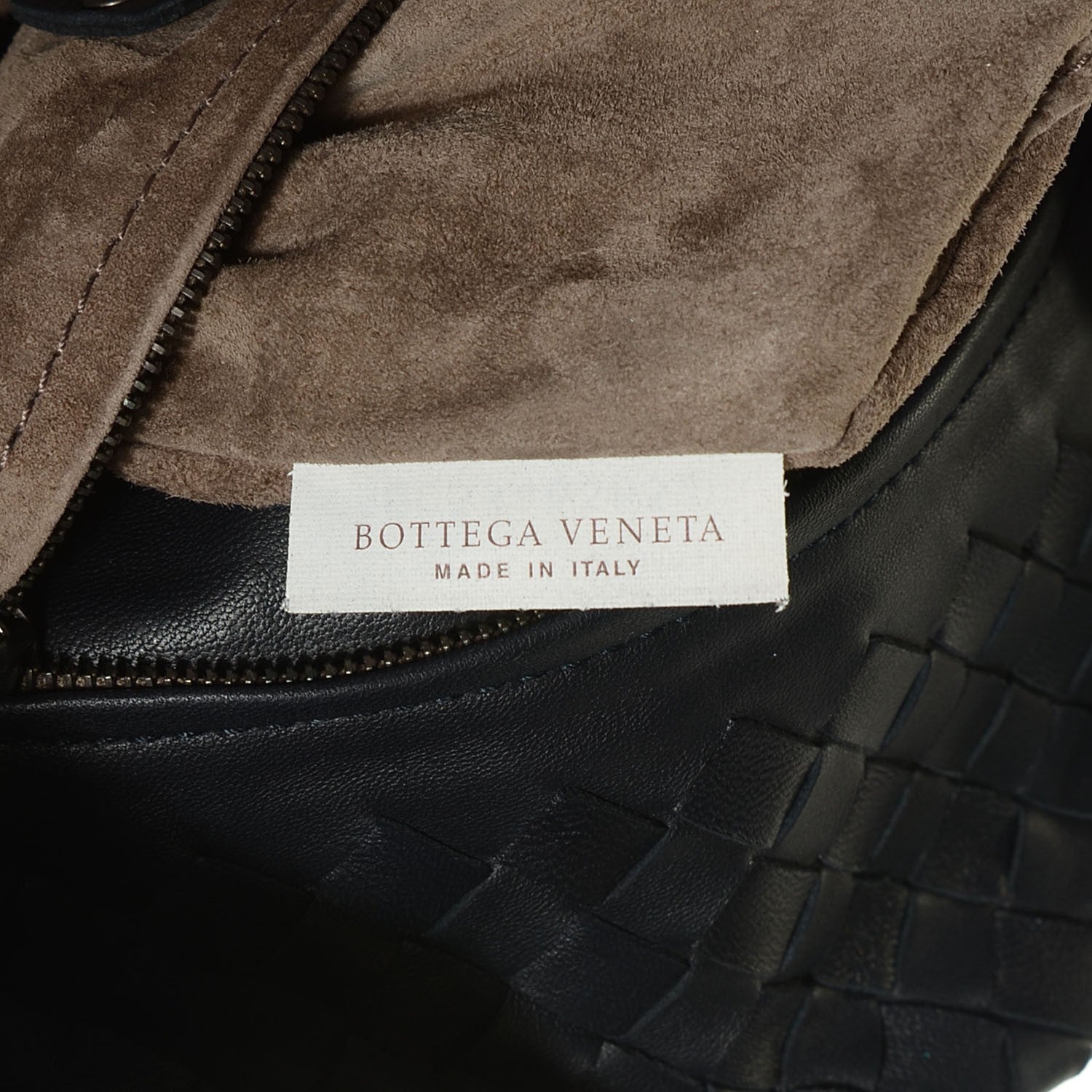 Bottega Veneta Nappa Intrecciato Medium Garda Bag Tourmaline 7 of 8
