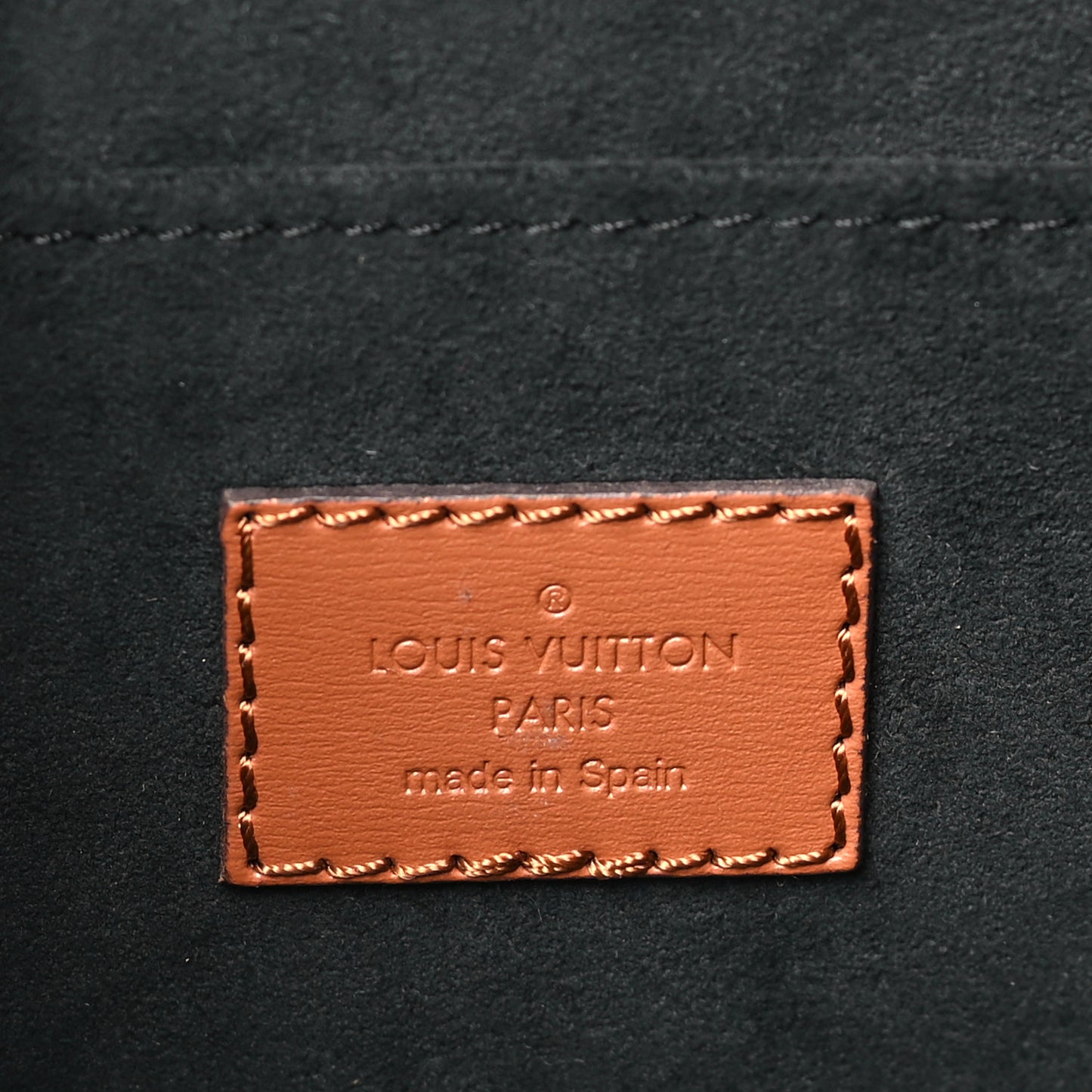 Reverse Monogram Dauphine MM
