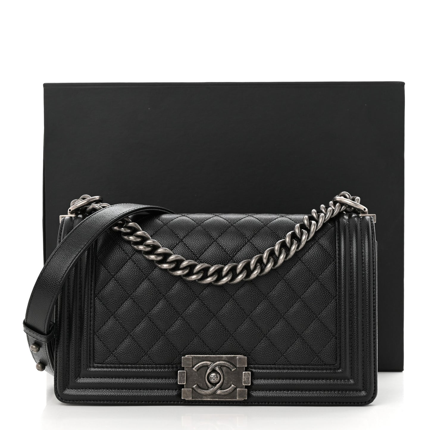 Caviar Quilted Medium Boy Flap Black