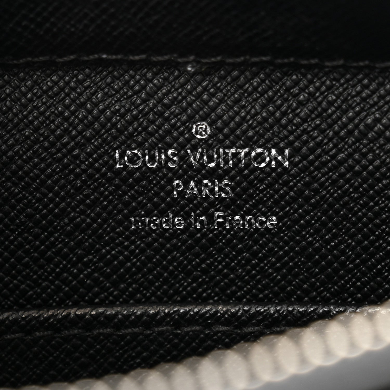 Louis Vuitton Taiga Baikal Pochette Black 6 of 8