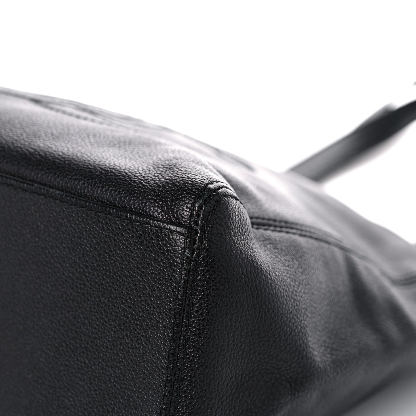 Caviar CC Tote Black