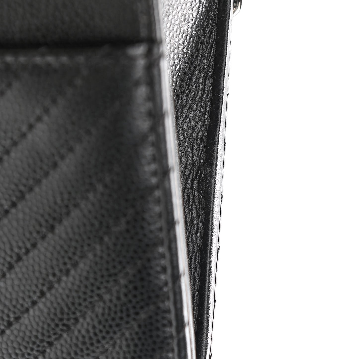 Caviar Chevron Quilted Wallet On Chain WOC Black