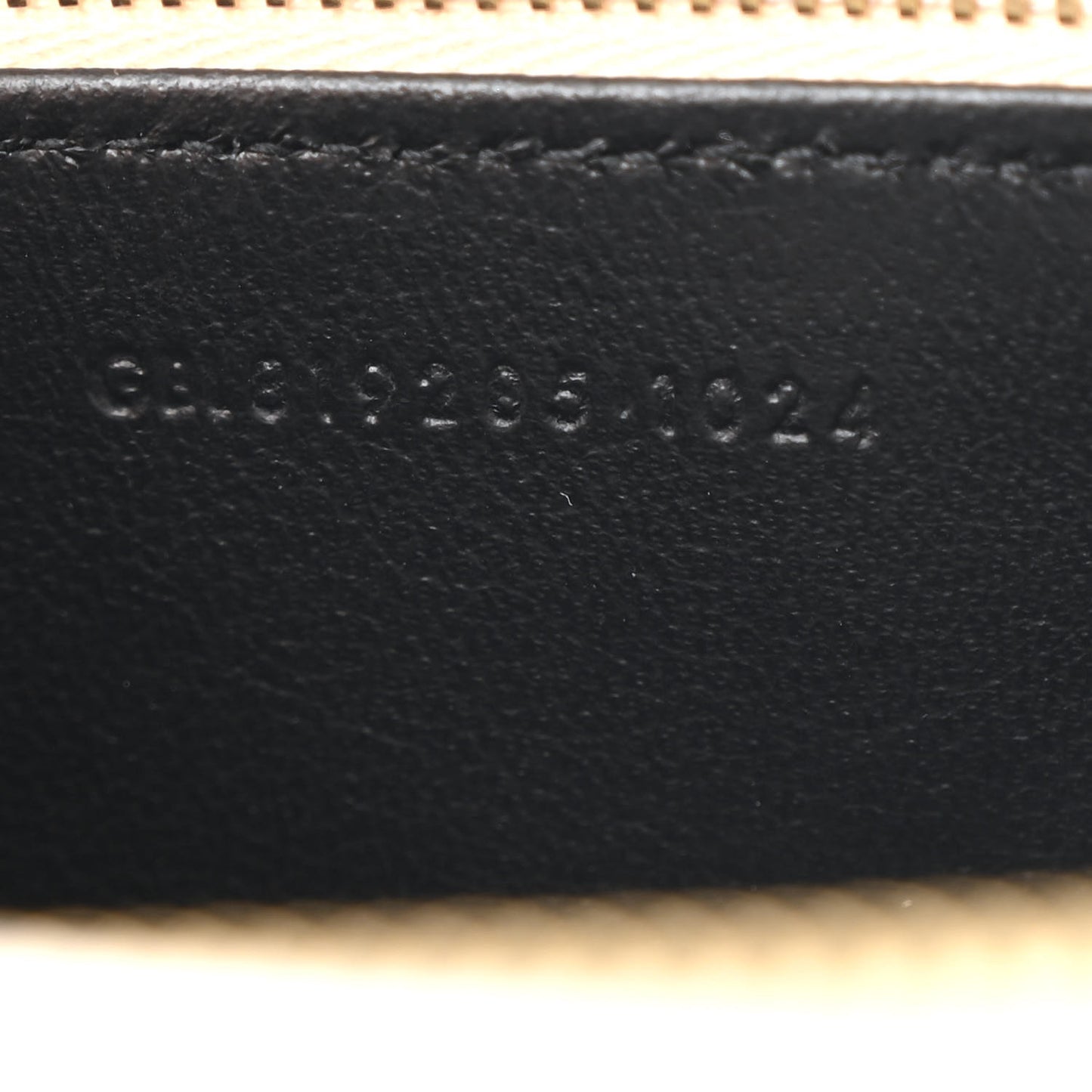 Lambskin Quilted Micro Gaby Vanity Case Crema Soft