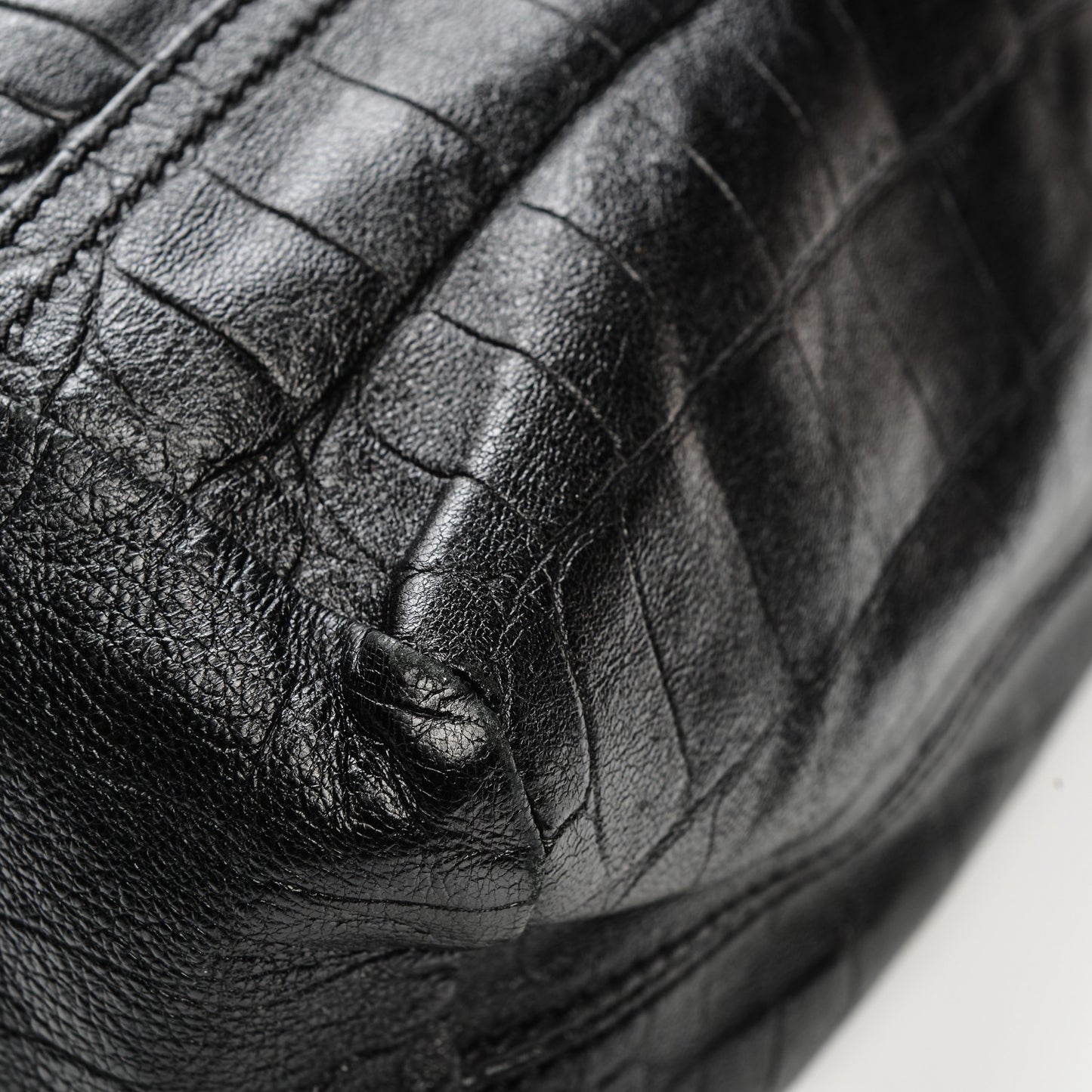 Calfskin Crocodile Embossed Small Pandora Black