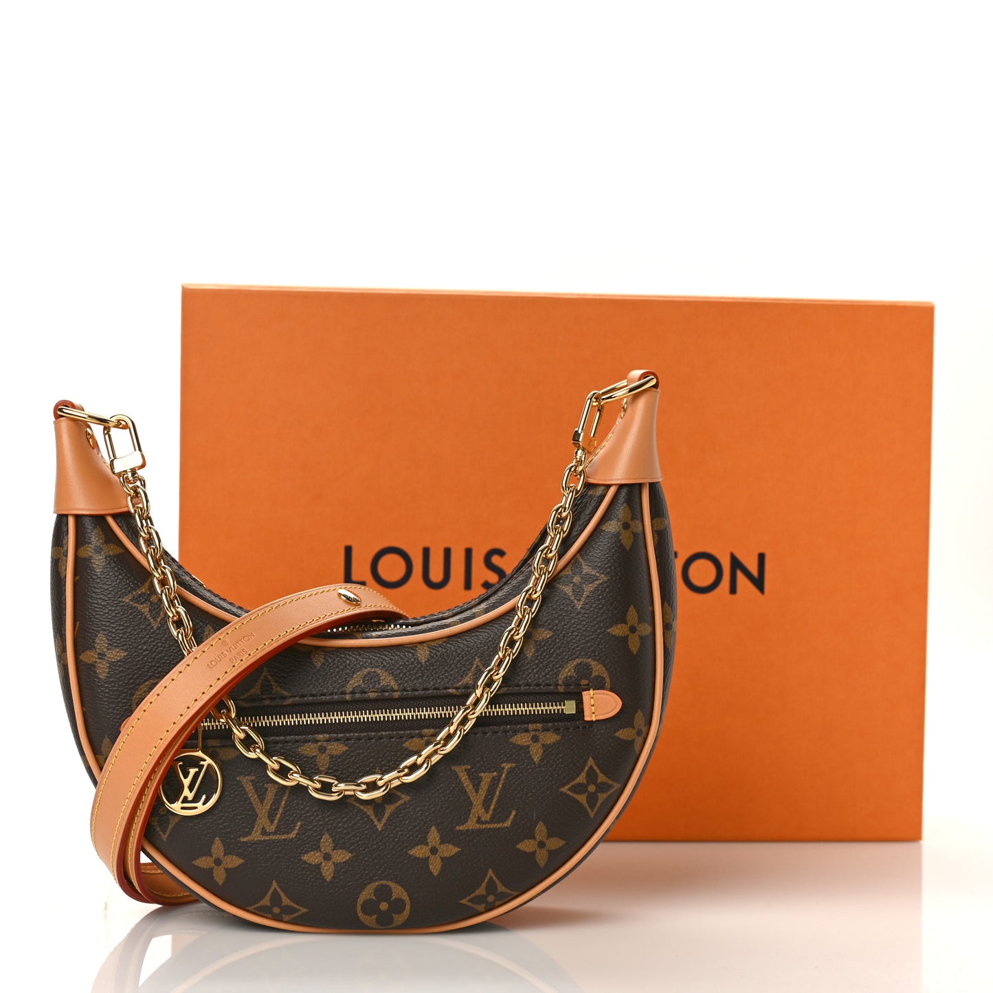 Monogram Loop