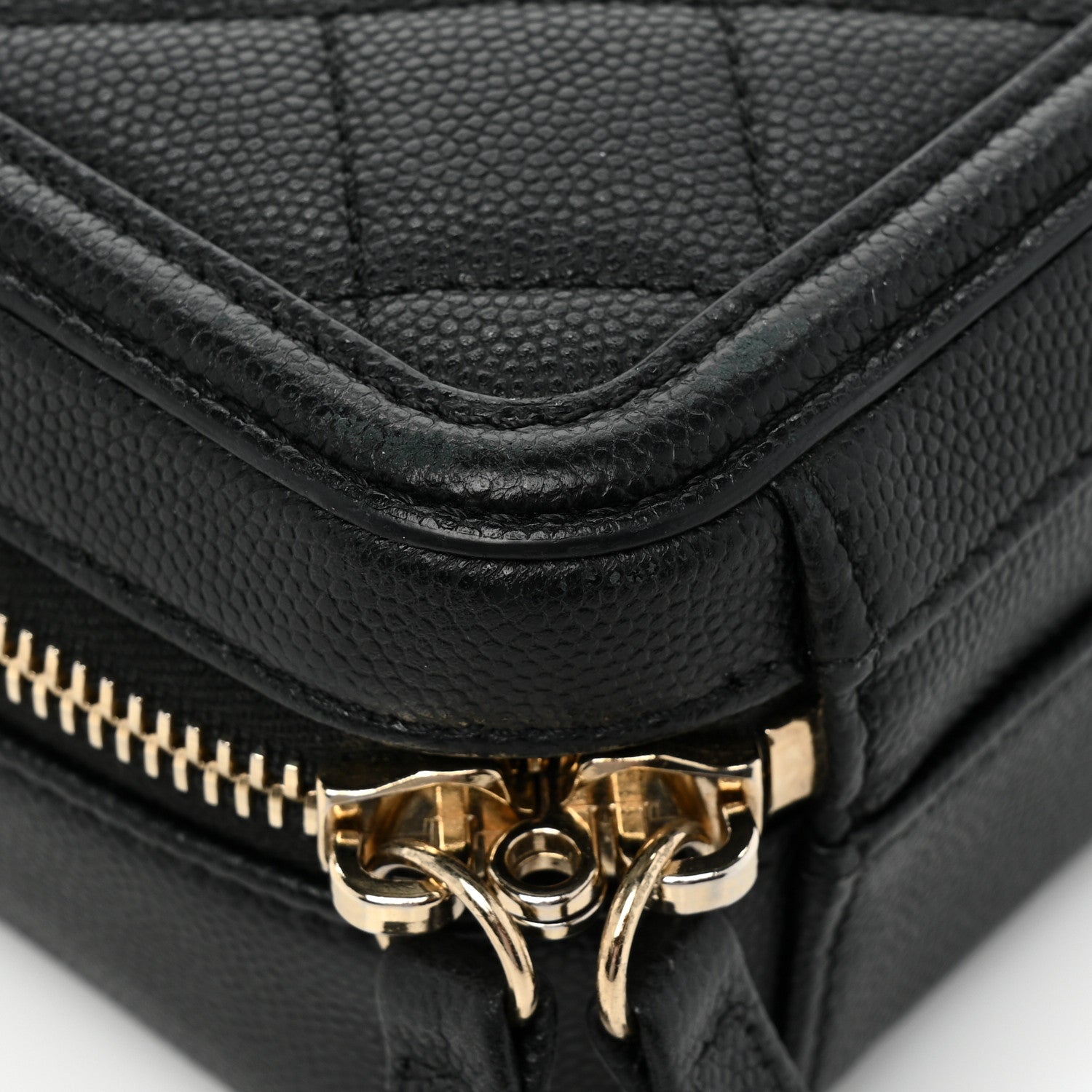 Chanel Caviar Quilted CC North South Filigree Vanity Case Black 16 of 22