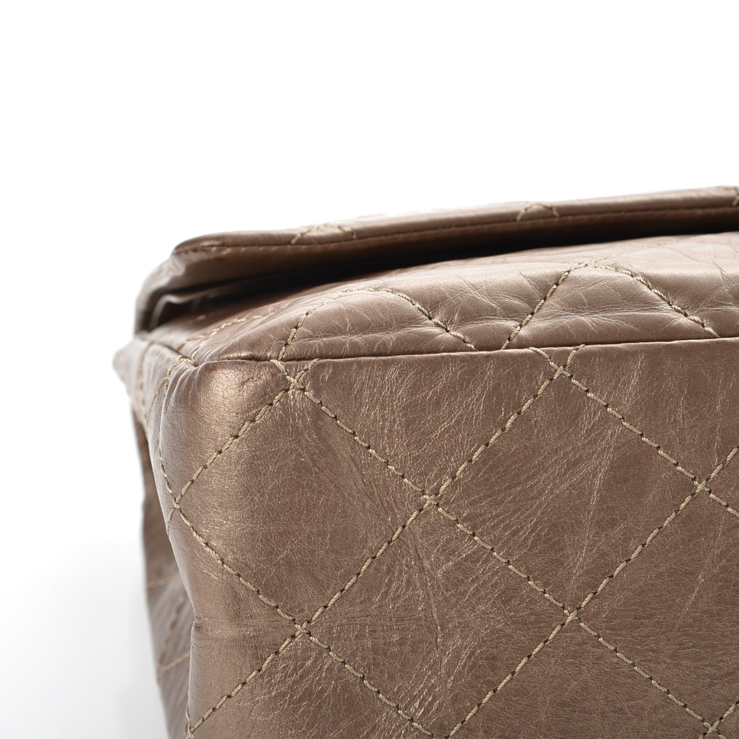 Metallic Aged Calfskin Quilted 2.55 Reissue 227 Flap Gold