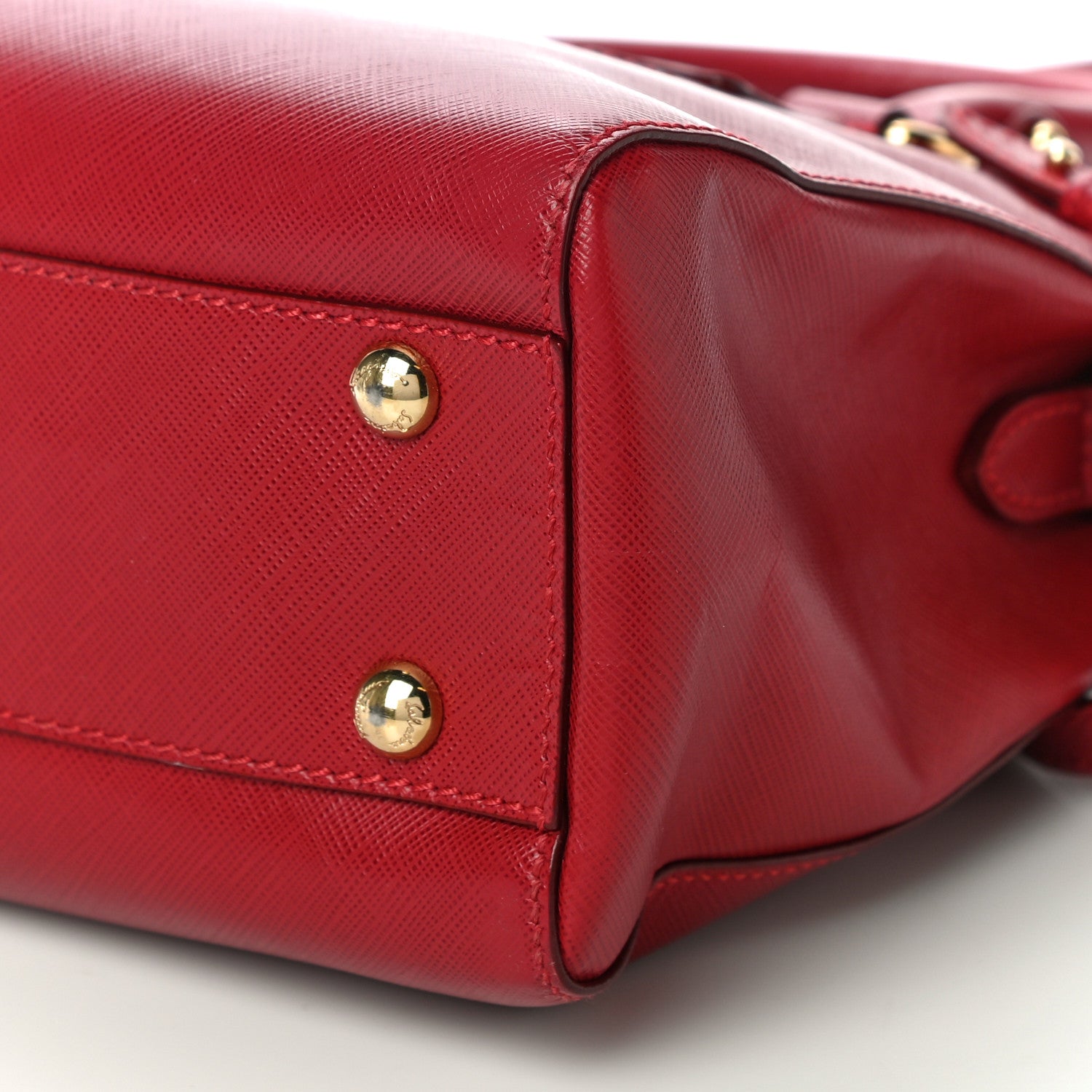 Salvatore Ferragamo Saffiano Beky Bag Rosso 9 of 9