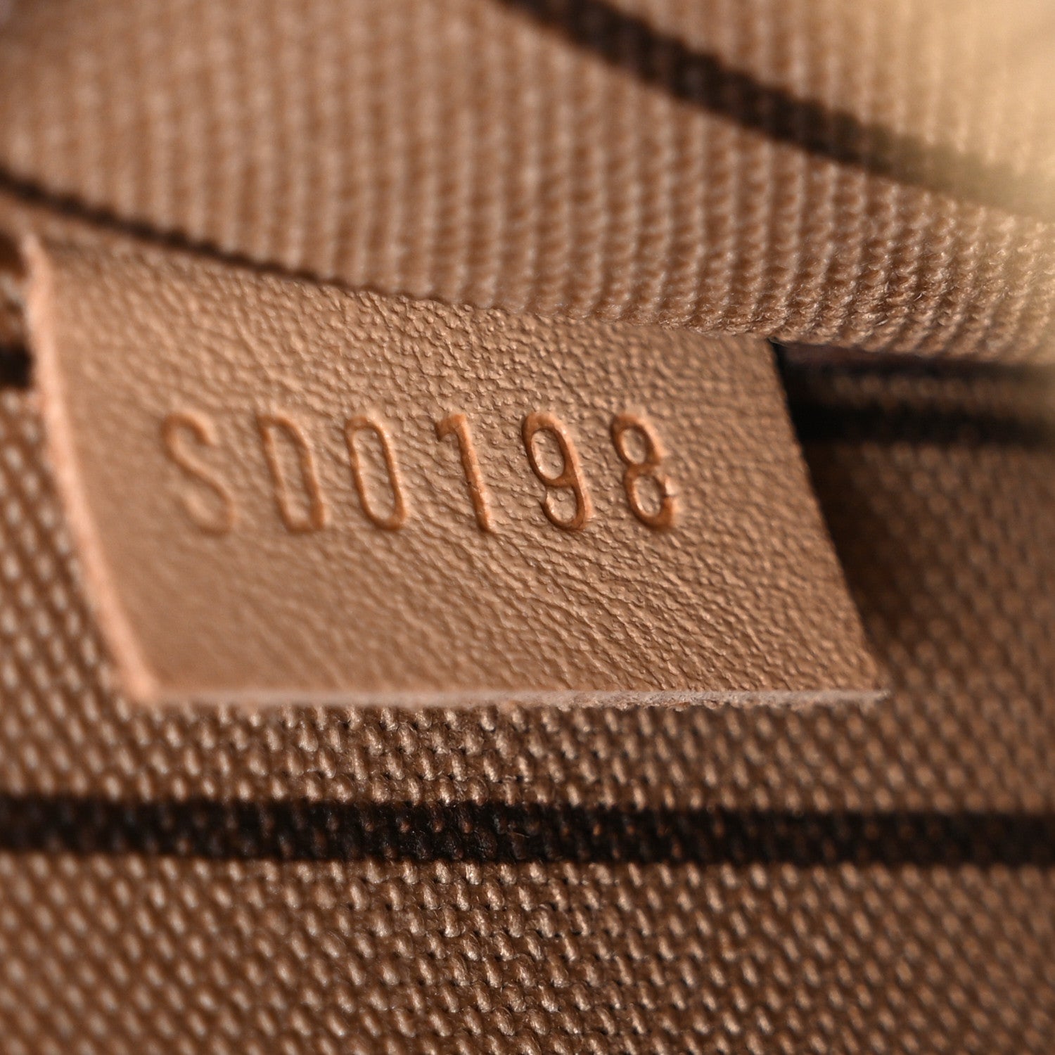 Louis Vuitton Monogram Neverfull MM GM Pochette 8 of 10