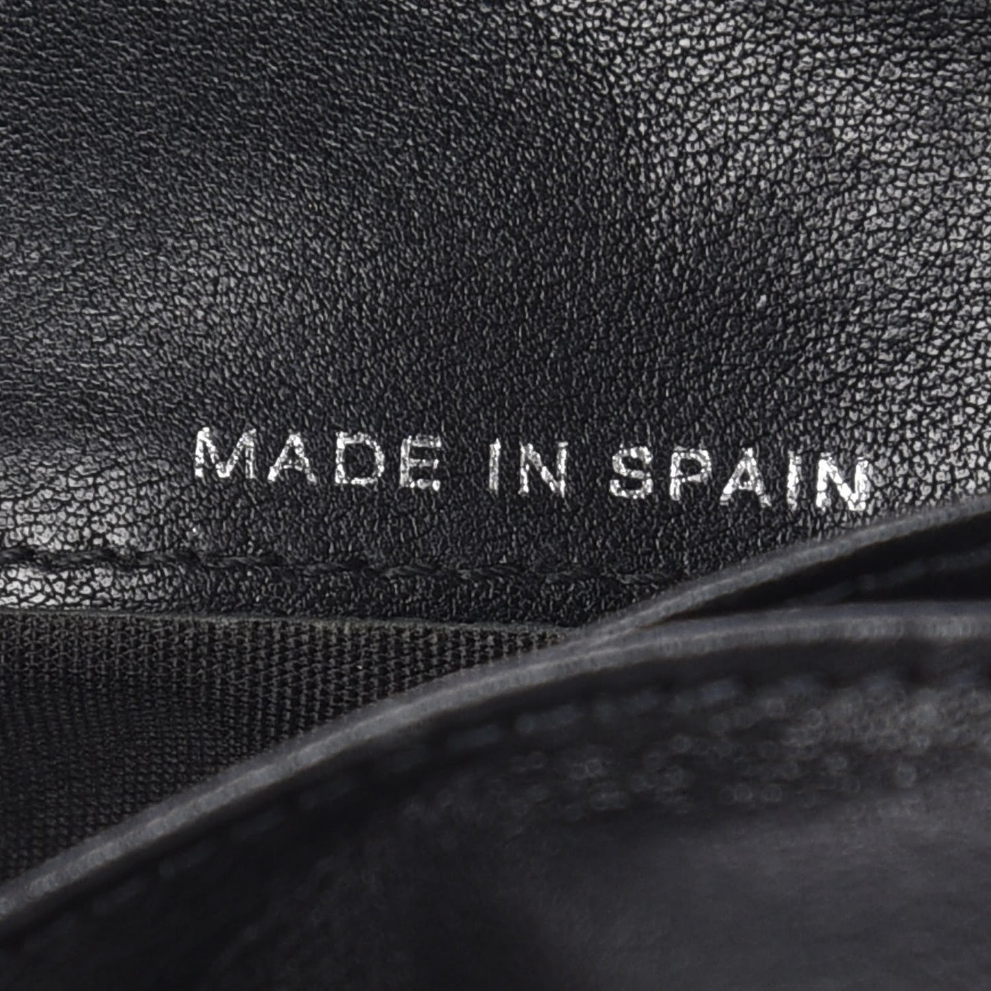 Patent Quilted Brilliant Zipped Pocket Wallet Black