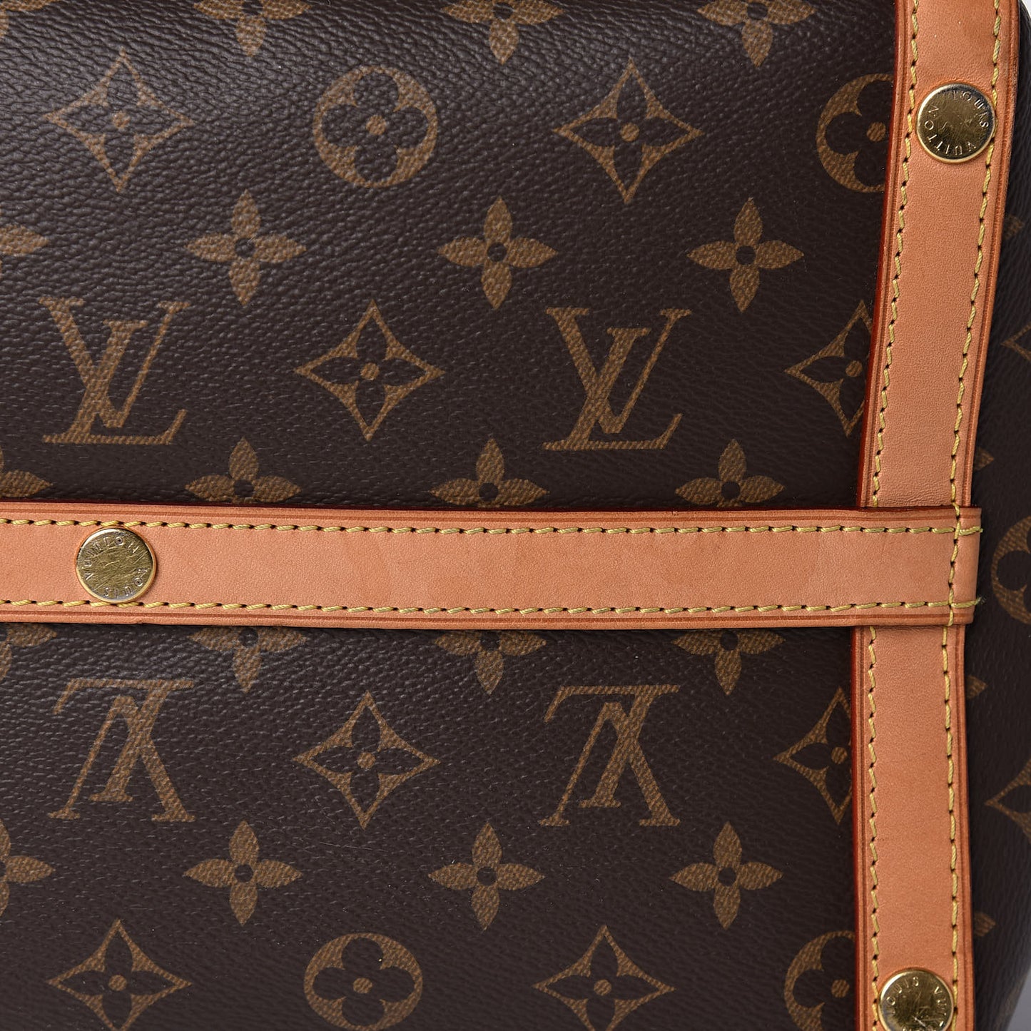 Monogram Marais MM