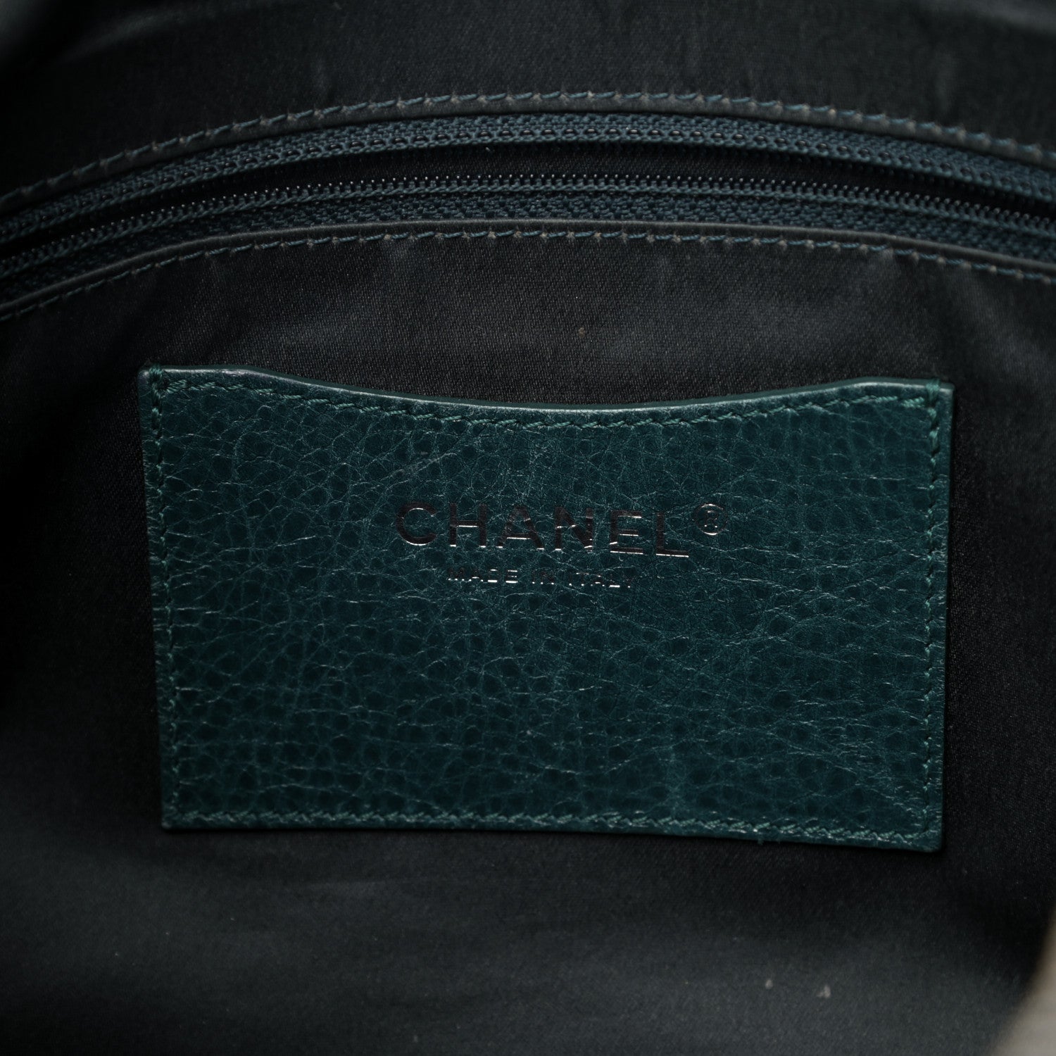 Chanel Glazed Calfskin On The Road Hobo Blue 7 of 9