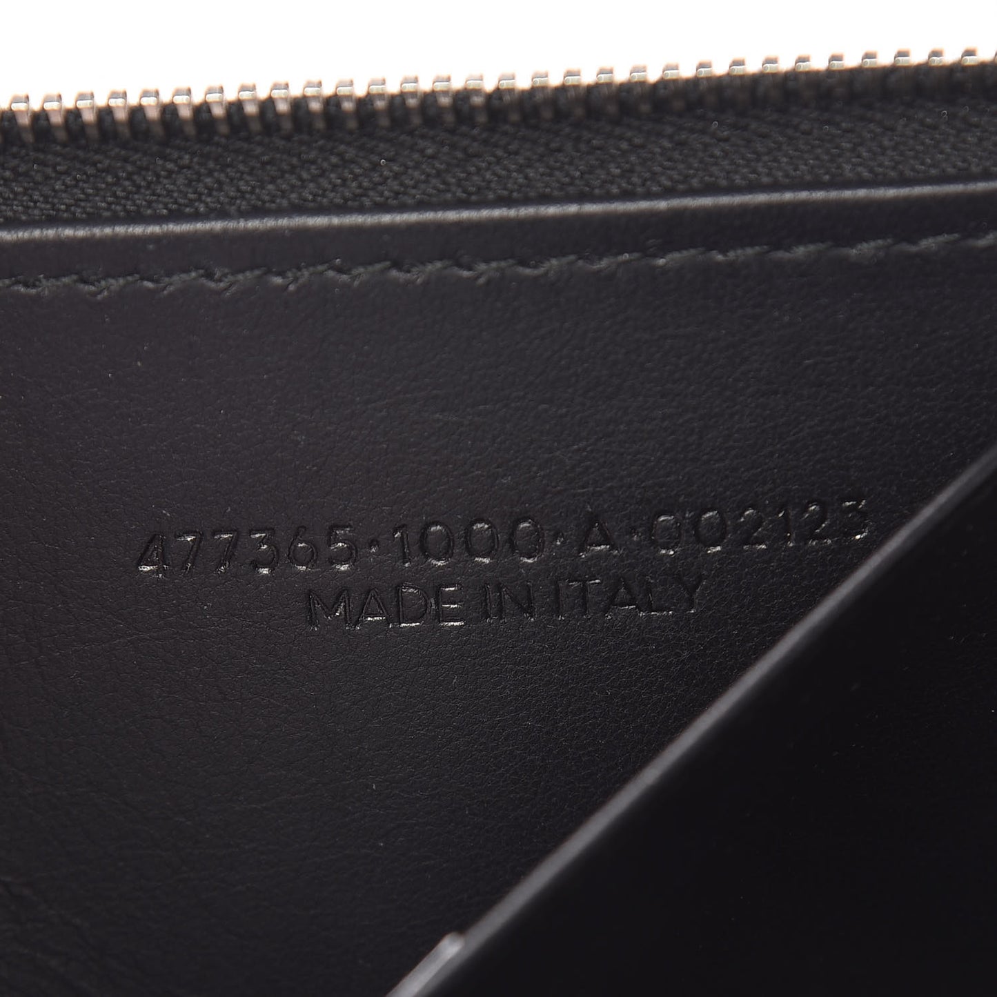 Calfskin Logo Long Clutch Black