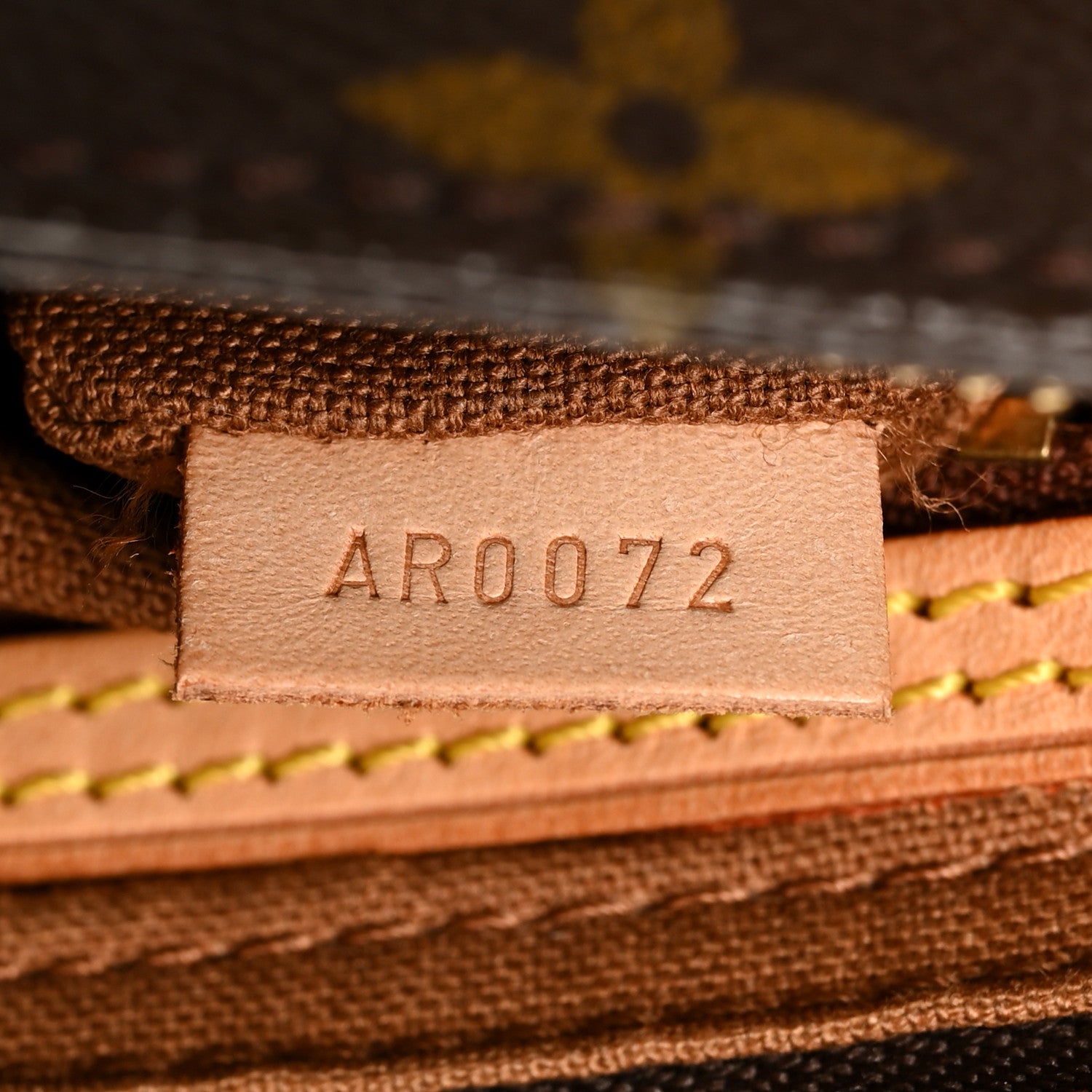 Louis Vuitton Monogram Trotteur 7 of 11