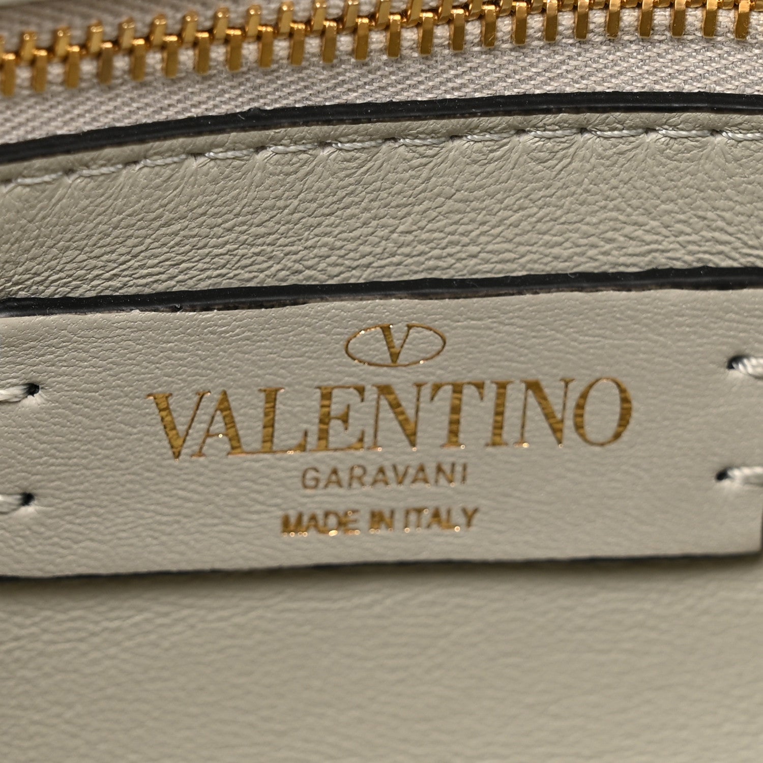 Valentino Garavani Nappa Enamel Medium Roman Stud Shoulder Bag Bag Ivory 6 of 9