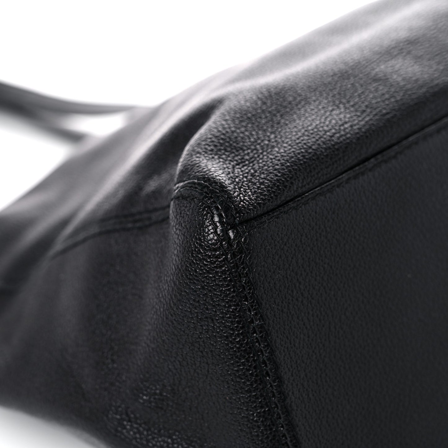 Caviar CC Tote Black