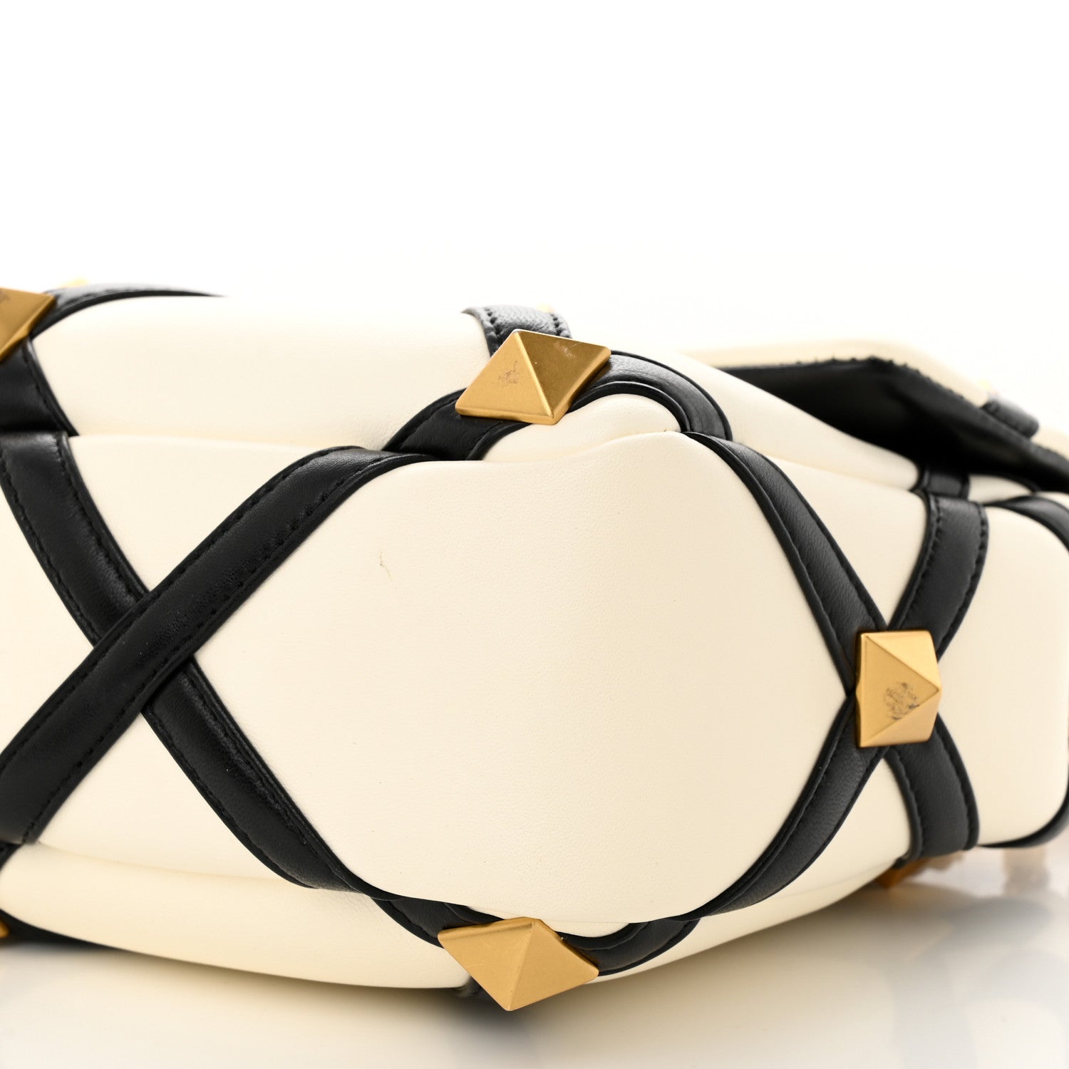 Valentino Garavani Nappa Large Roman Stud Shoulder Bag Ivory Black 9 of 15