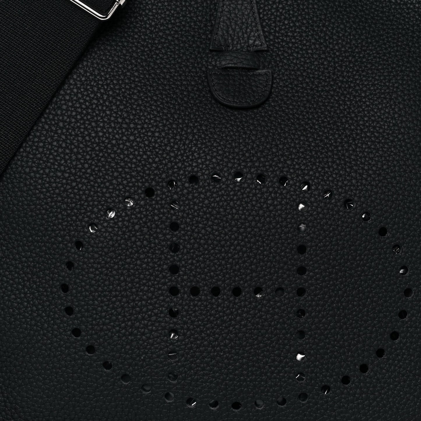 Taurillon Clemence Evelyne III PM Black