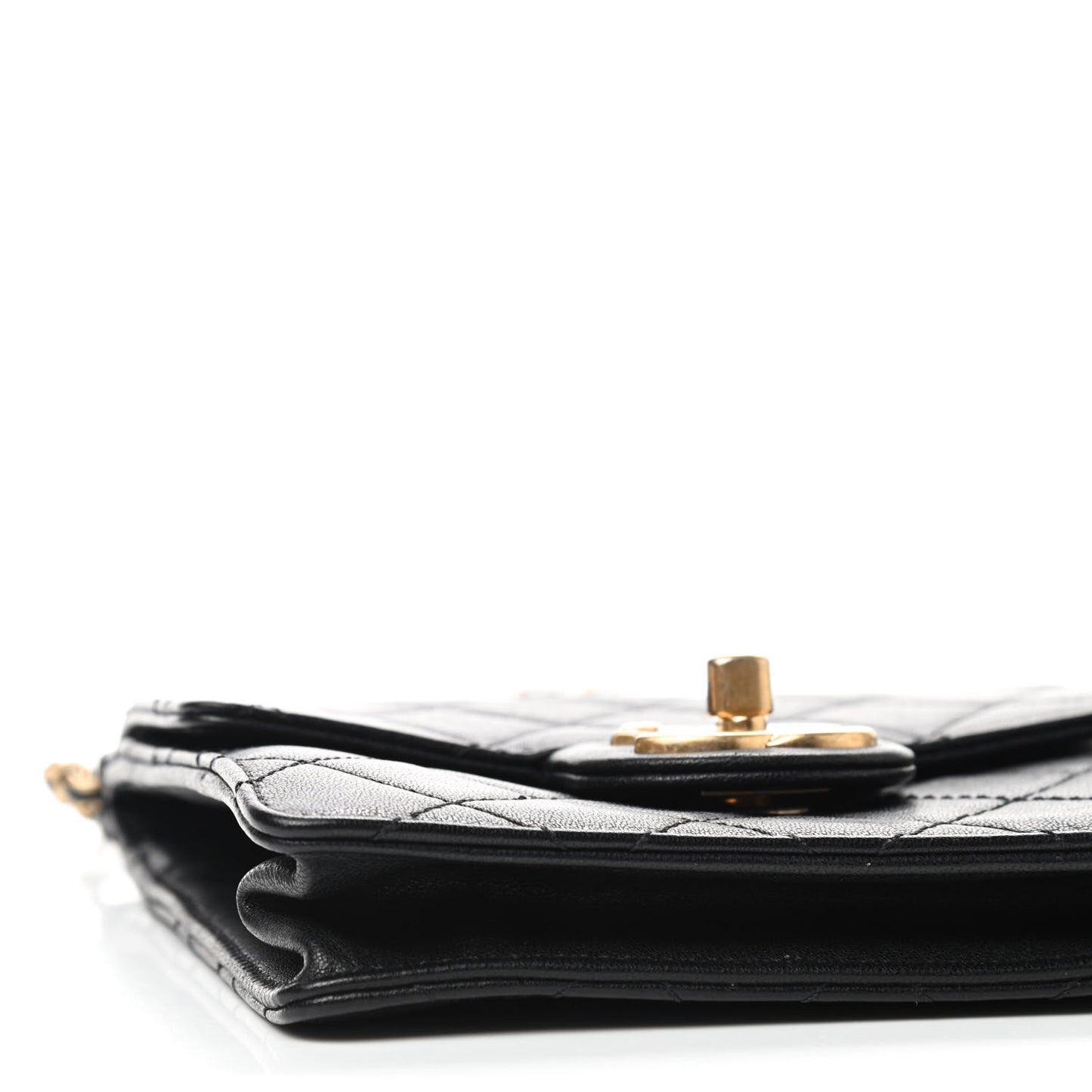 Lambskin Quilted Chic Pearls Flap Black