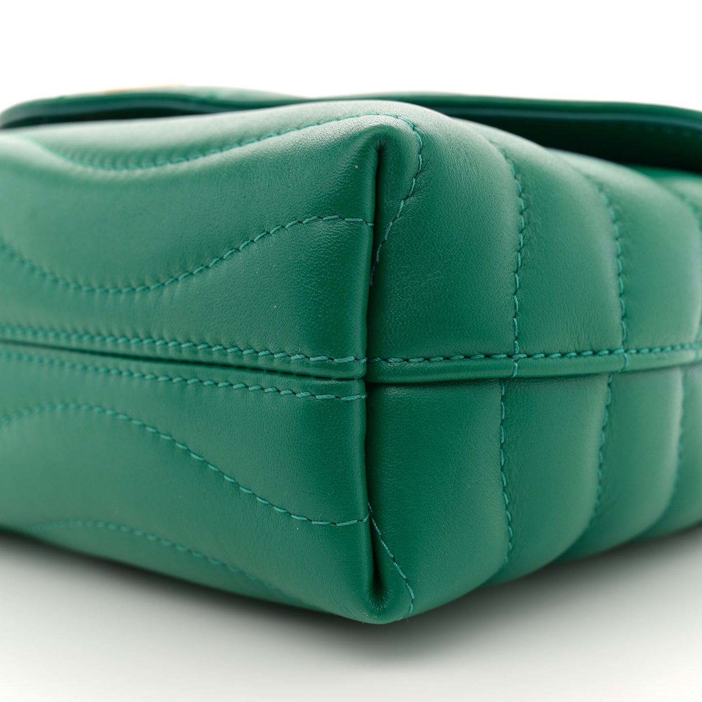 Calfskin New Wave Chain Bag MM NM Emerald