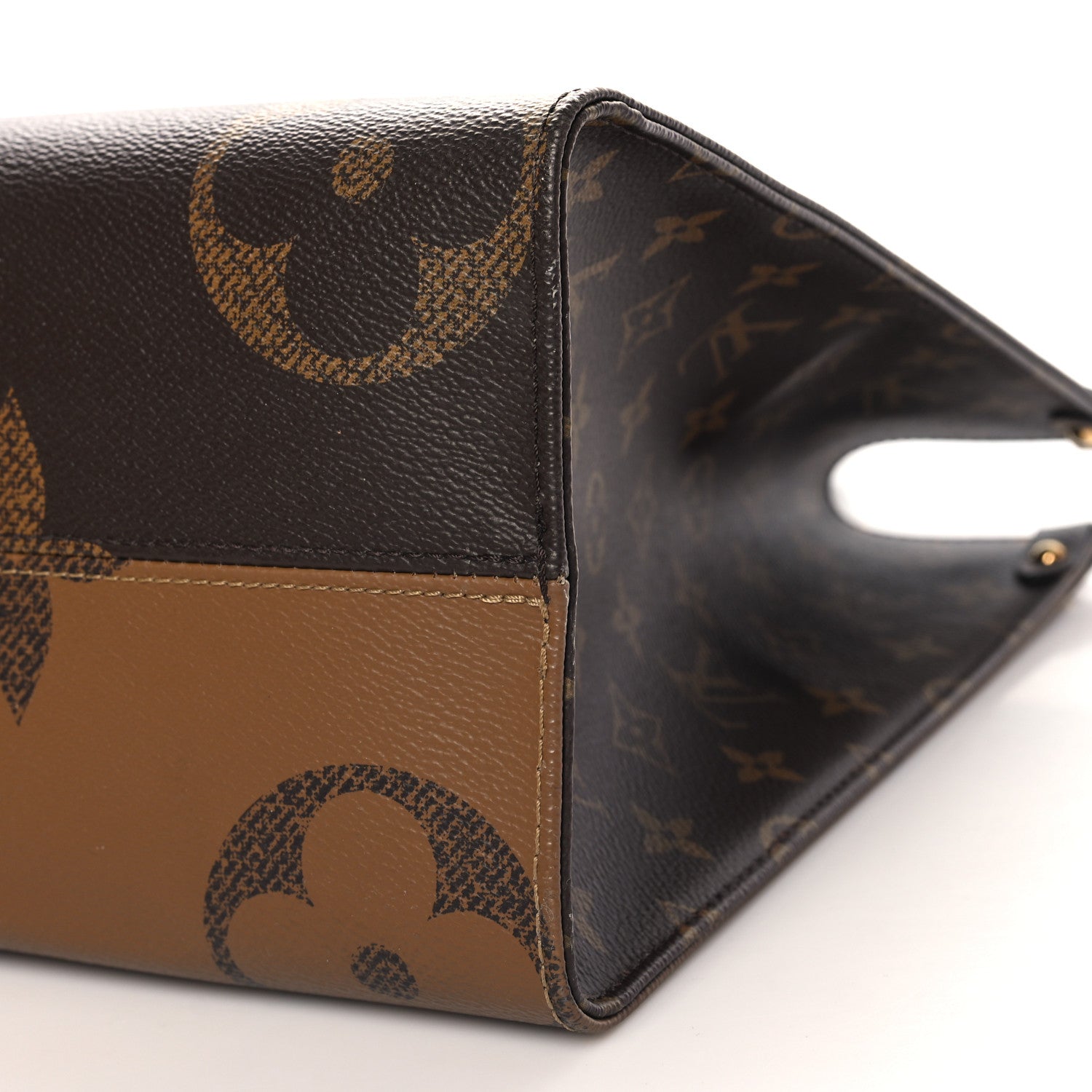 Louis Vuitton Reverse Monogram Giant Onthego MM 9 of 9