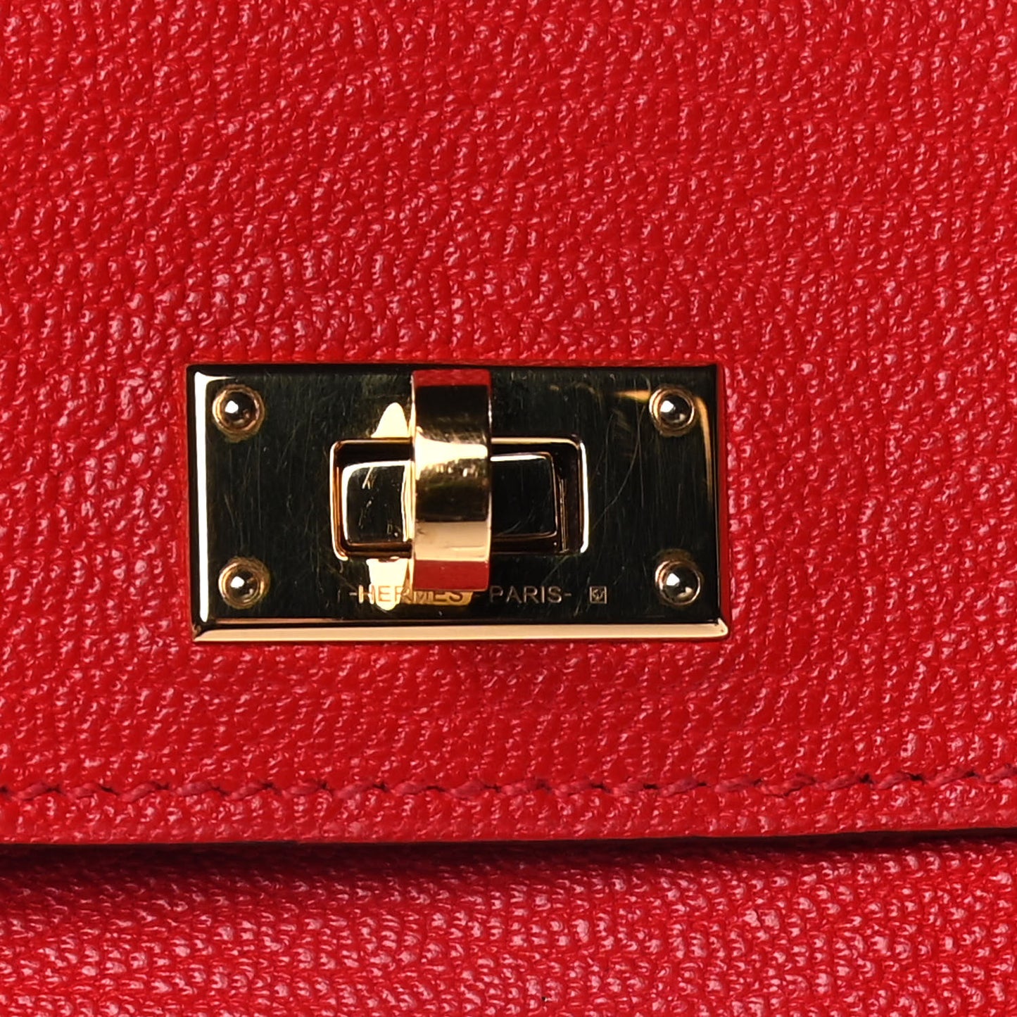 Chevre Mysore Kelly Pocket Compact Wallet Rouge de Coeur