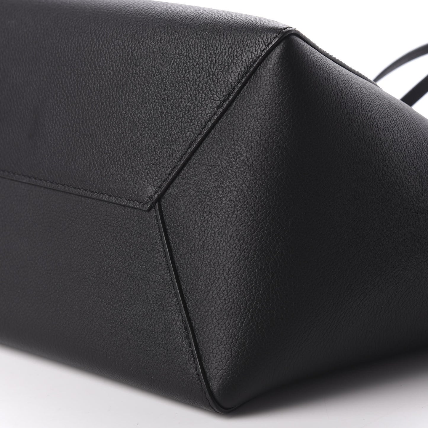 Calfskin Lockme Cabas Black