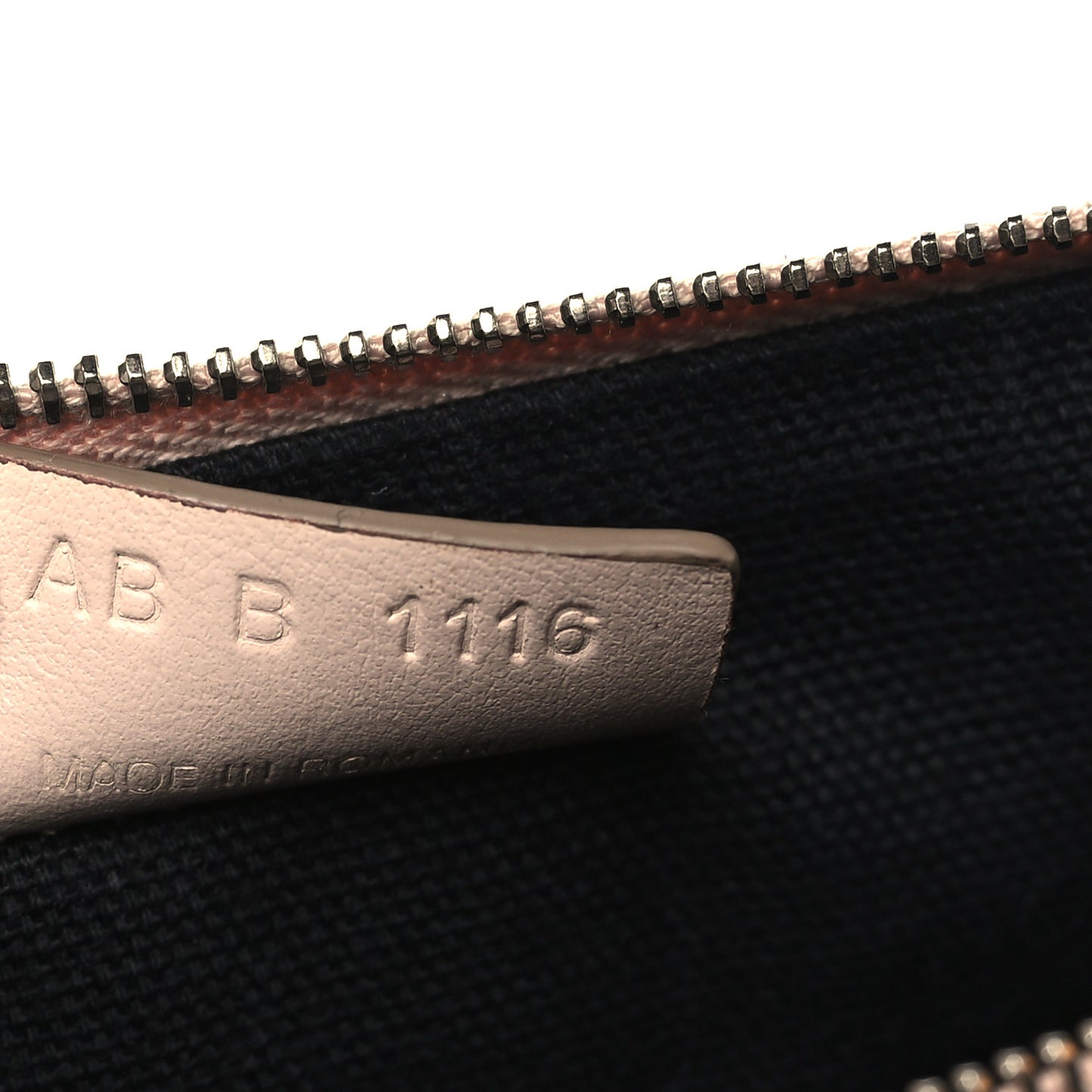 Calfskin Logo Zip Pouch Pale Pink