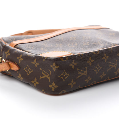 Louis Vuitton Monogram Trocadero 30 7 of 8