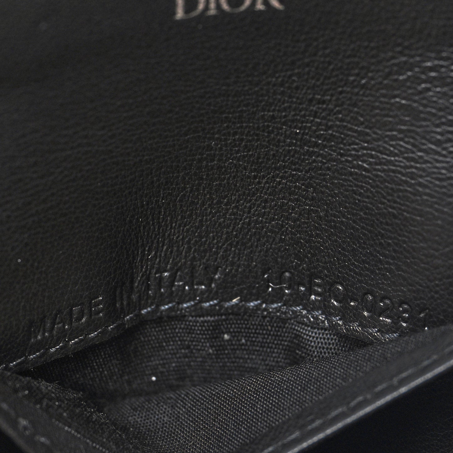 Oblique Smooth Calfskin Elite Shoulder Pouch Black