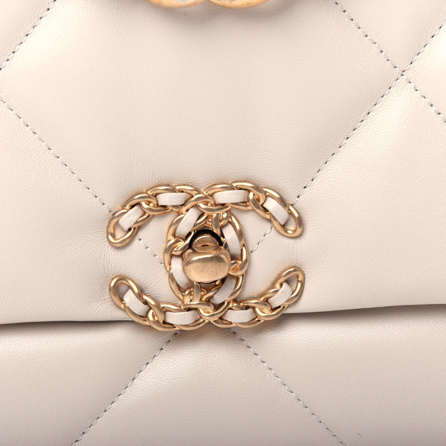 Chanel Lambskin Quilted Maxi Chanel 19 Flap Ivory 10 of 12