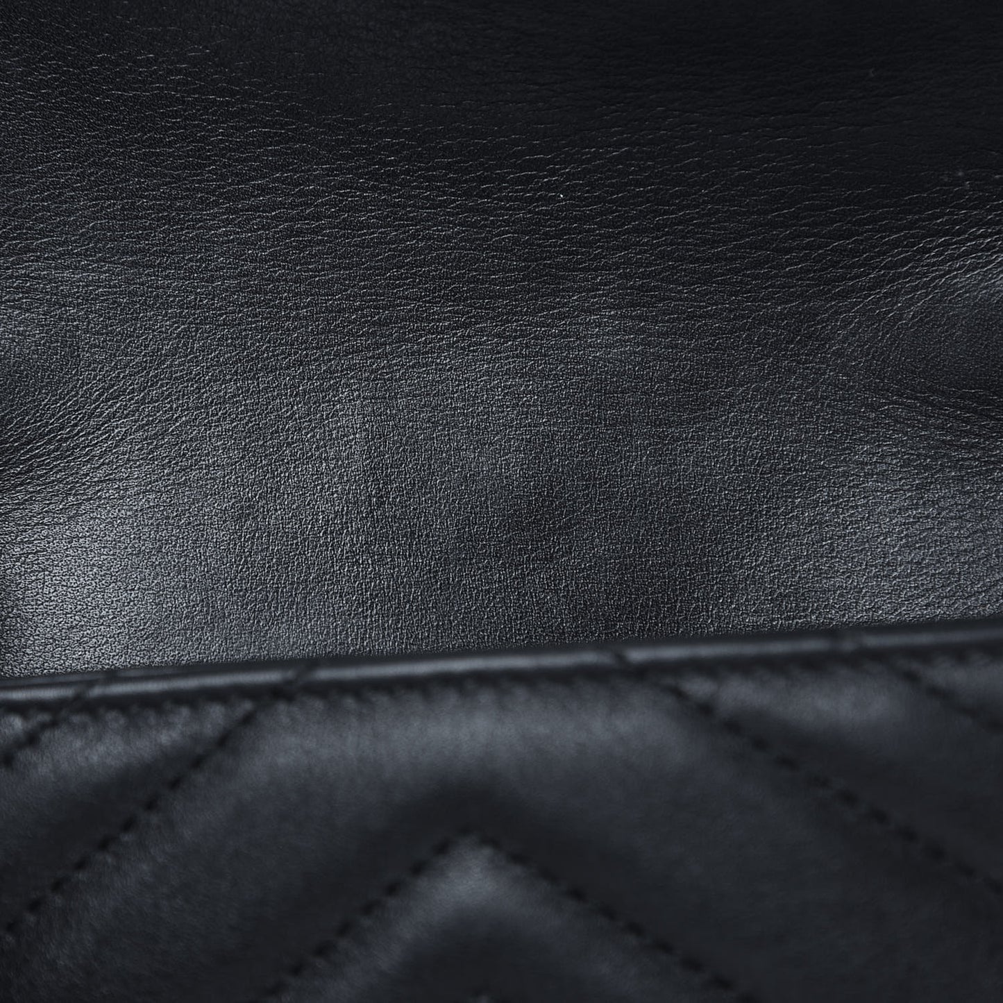Calfskin Matelasse Super Mini GG Marmont Shoulder Bag Black