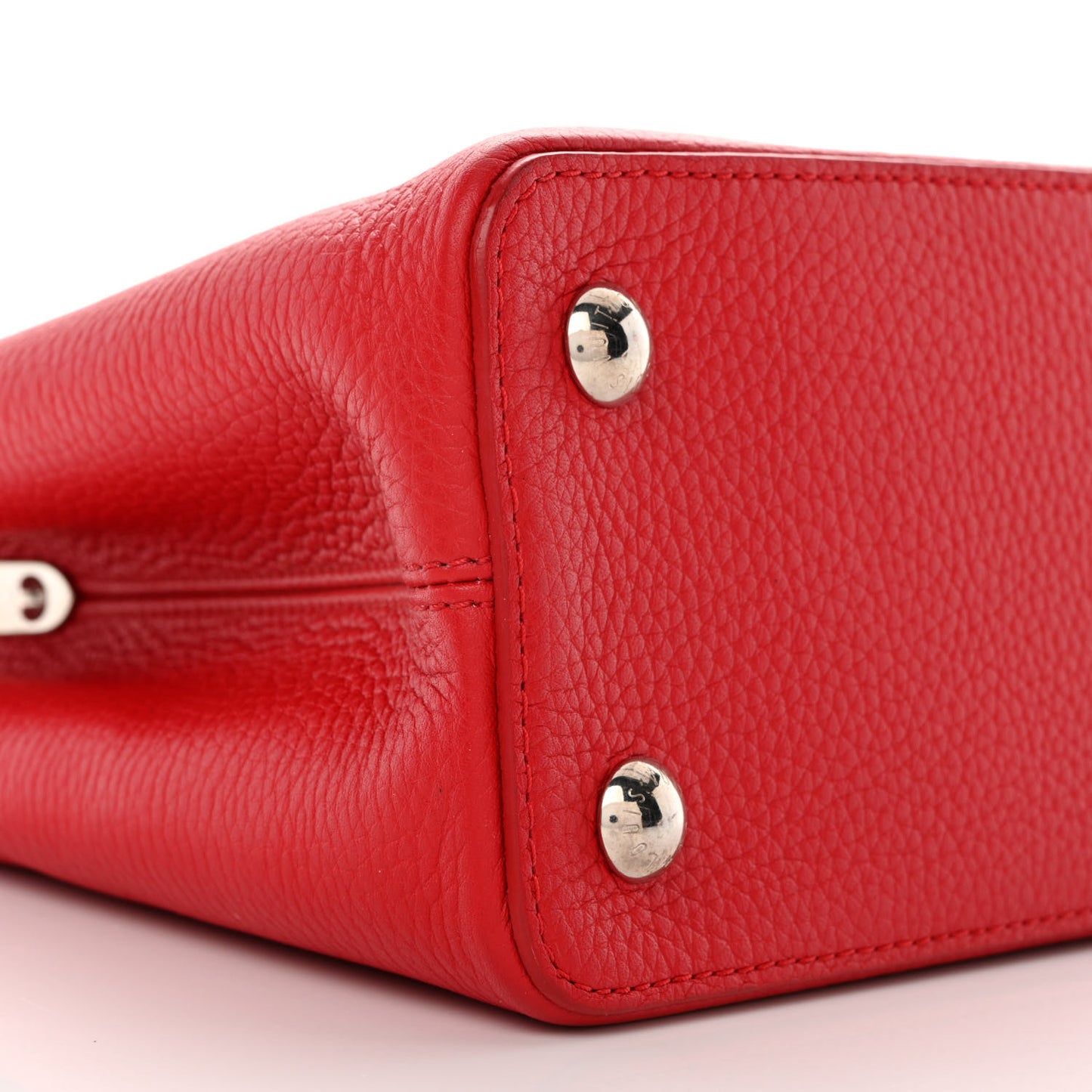 Taurillon Capucines PM Rubis