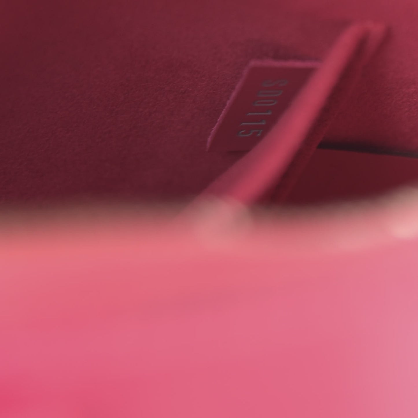 Epi Alma BB Hot Pink