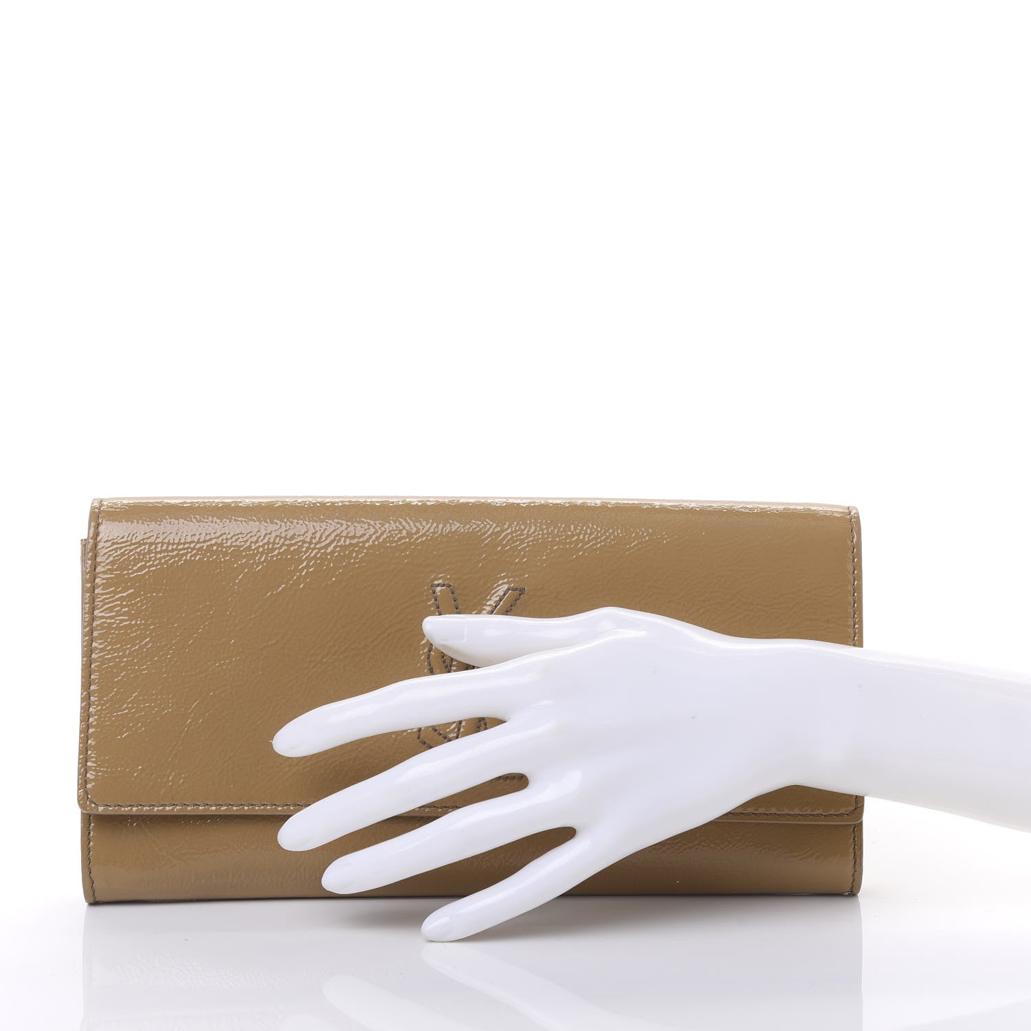 Saint Laurent Textured Patent Calfskin Monogram Large Belle De Jour Clutch Beige 2 of 9