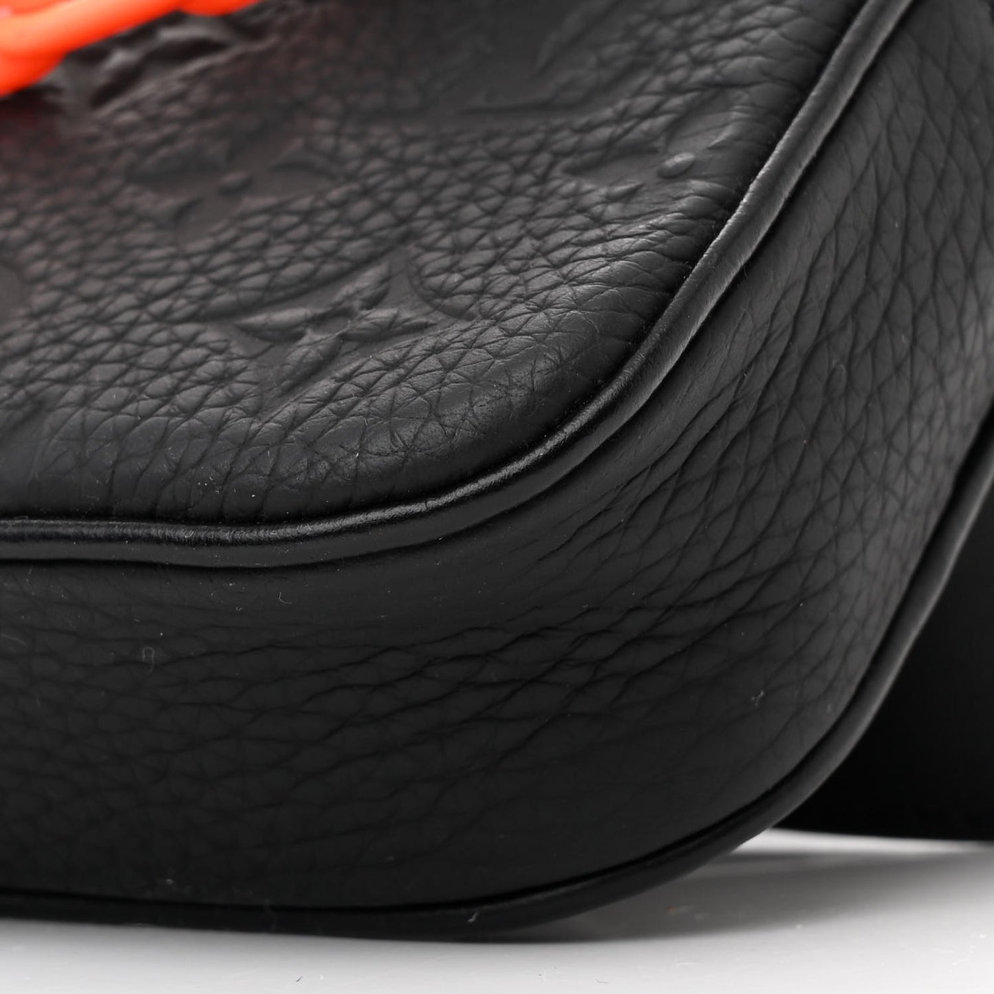 Taurillon Monogram Uniformes Solar Ray Soft Pochette Volga Belt Bag Black