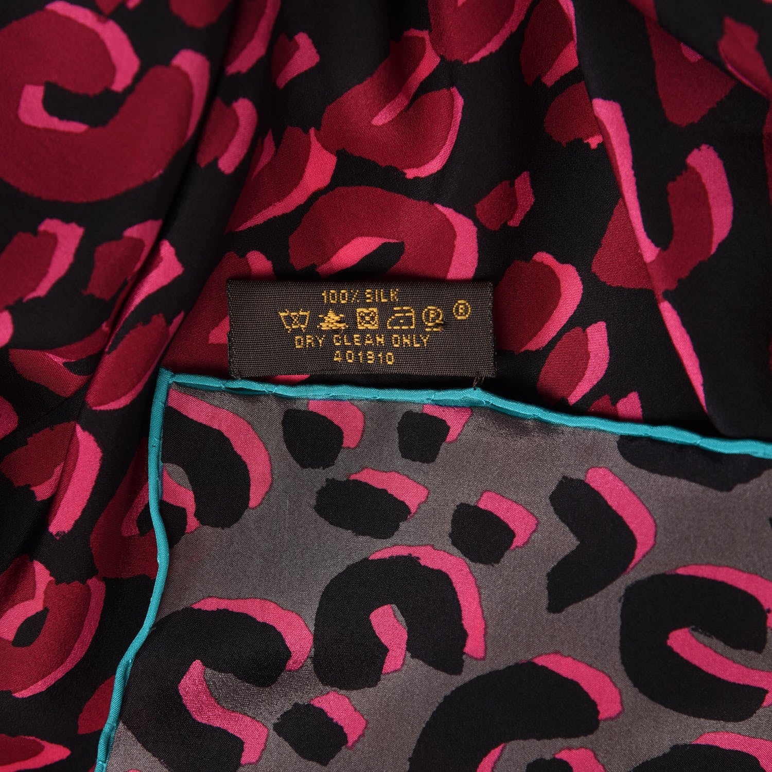 Louis Vuitton Silk Giant Leopard Square Scarf 4 of 5